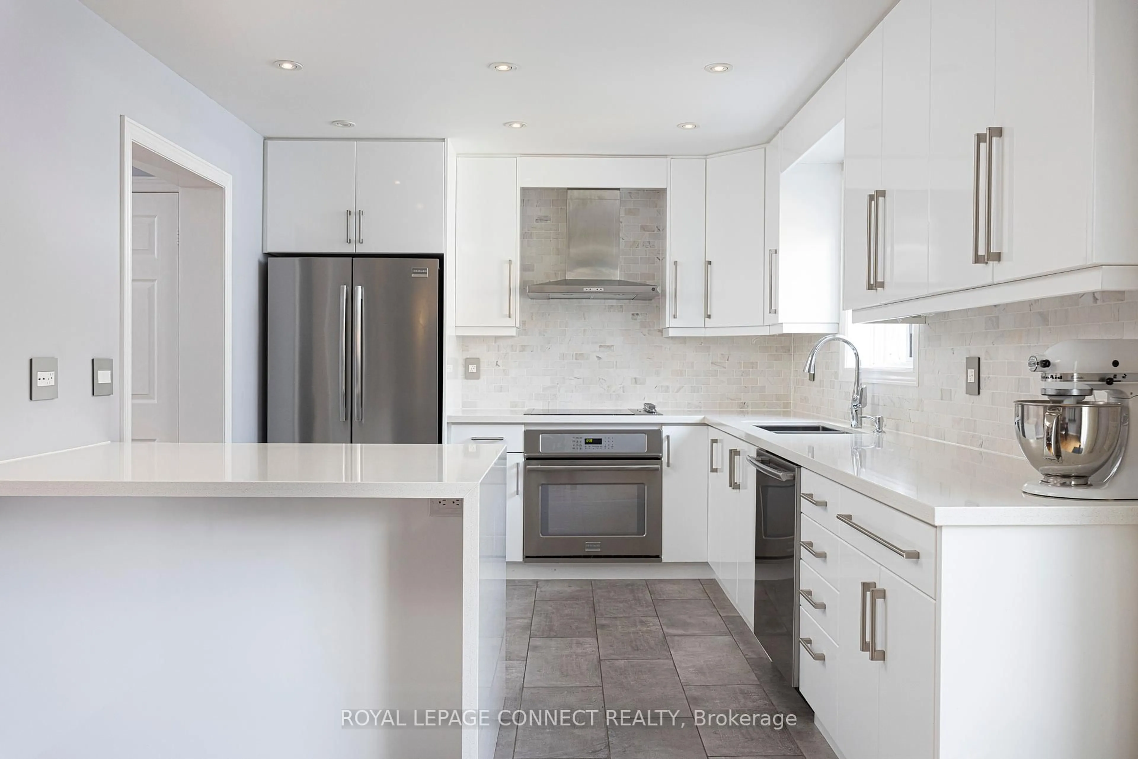 Unknown for 68 Park Place Dr, Markham Ontario L6E 1S2