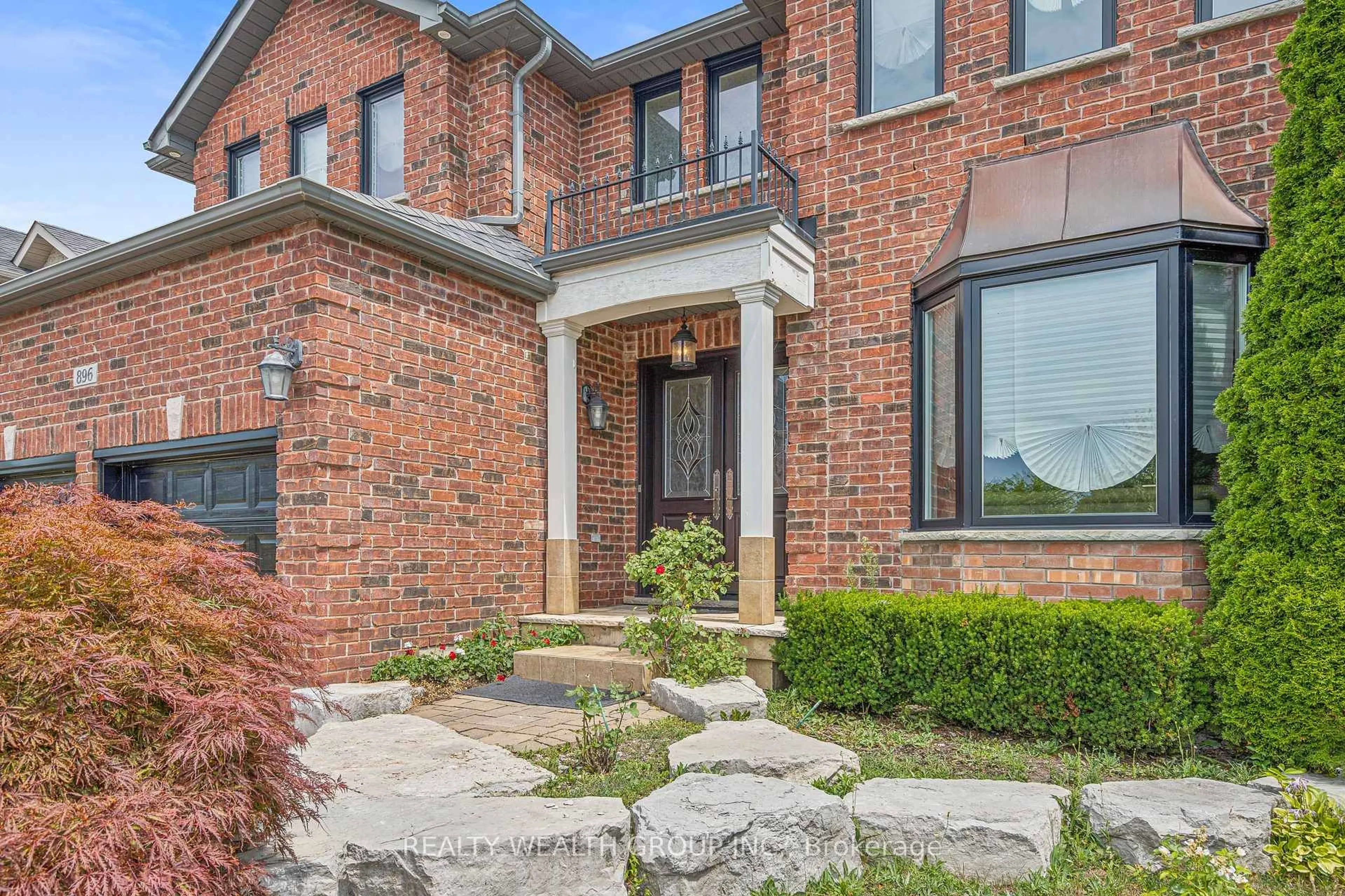 Home with brick exterior material, street for 896 Booth Ave, Innisfil Ontario L9S 0A5