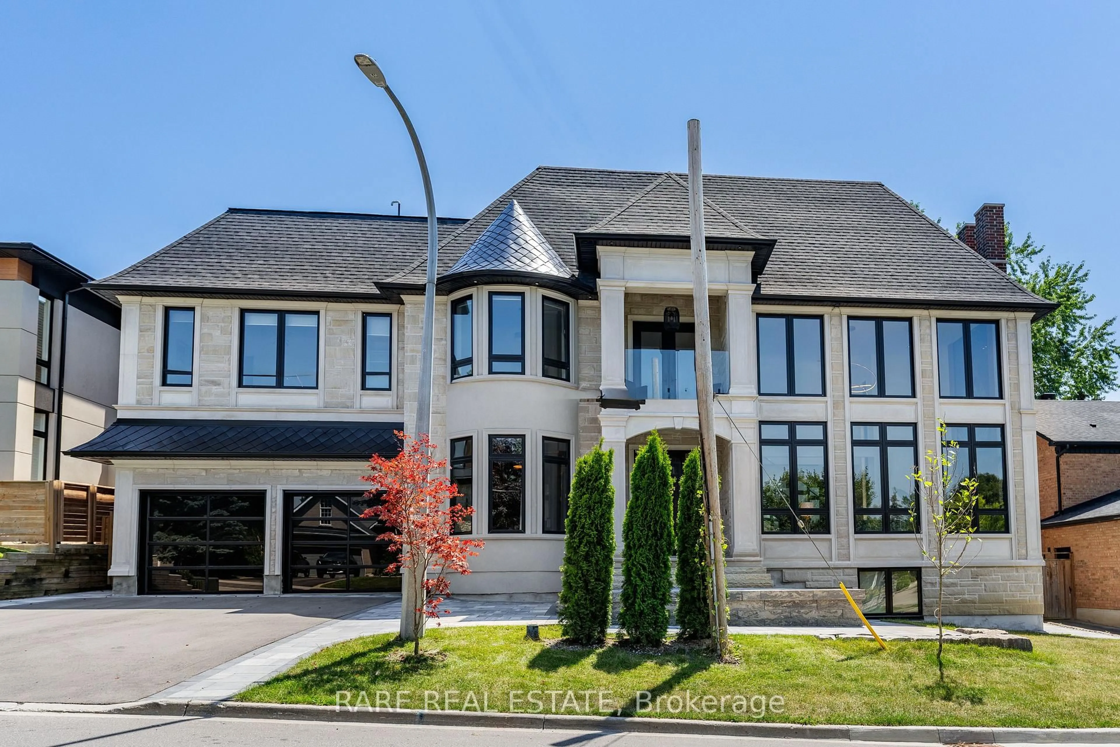 Home with brick exterior material, street for 211 Kennedy St, Aurora Ontario L4G 2L9