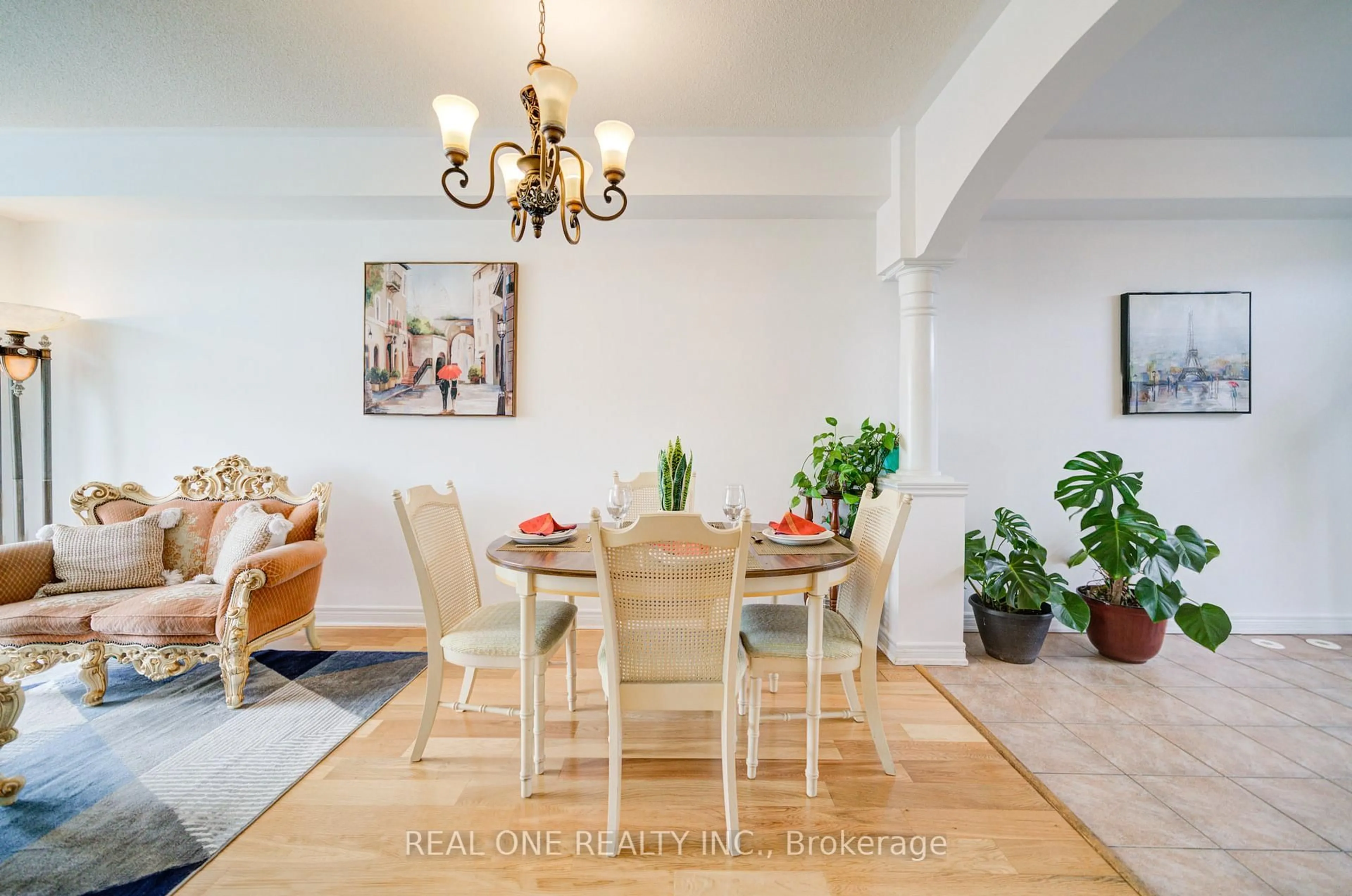 Dining room, unknown for 87 Zokol Dr, Aurora Ontario L4G 0B7