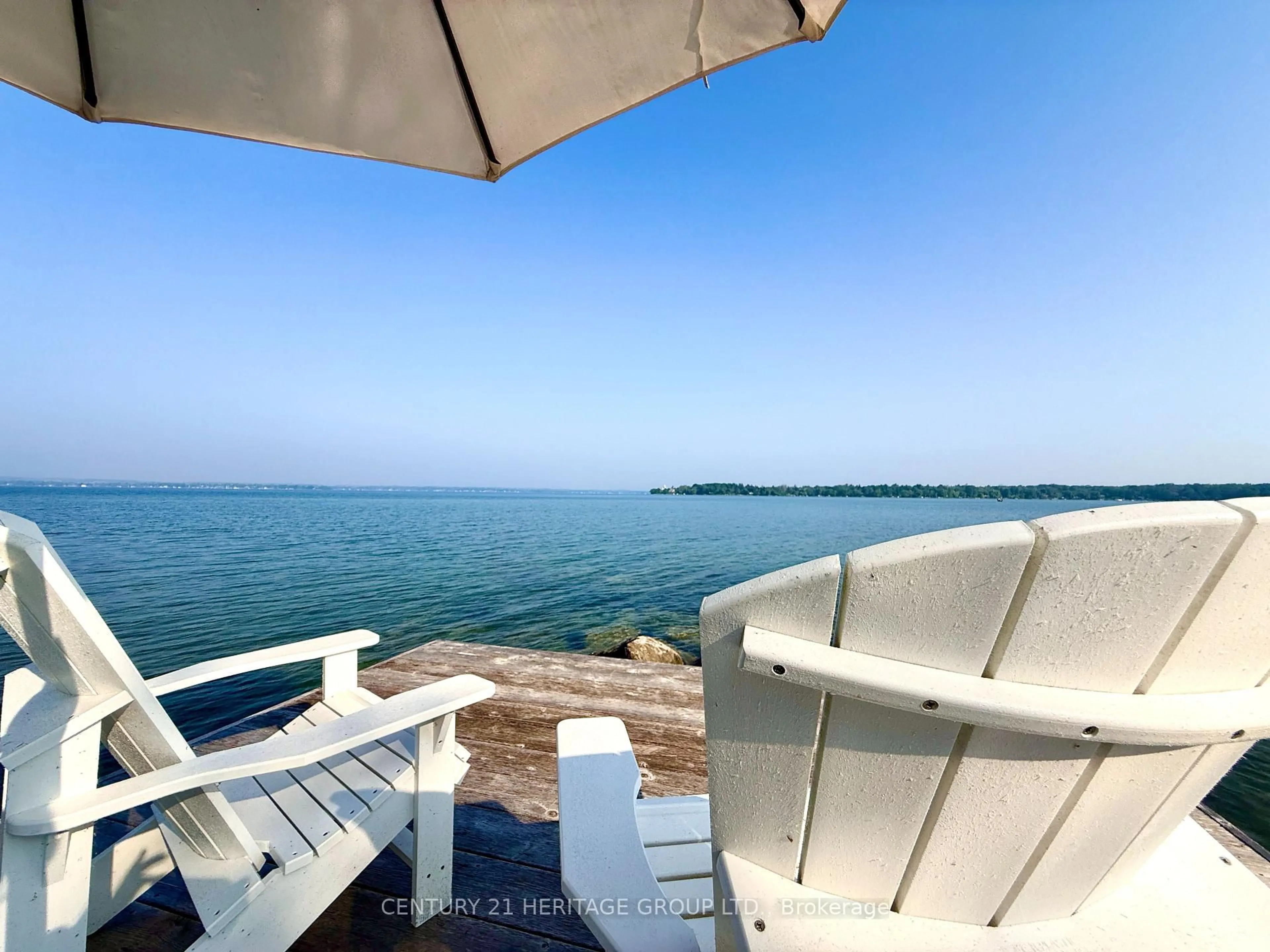 Patio, water/lake/river/ocean view for 911 Lake Dr, Georgina Ontario L4P 3E9