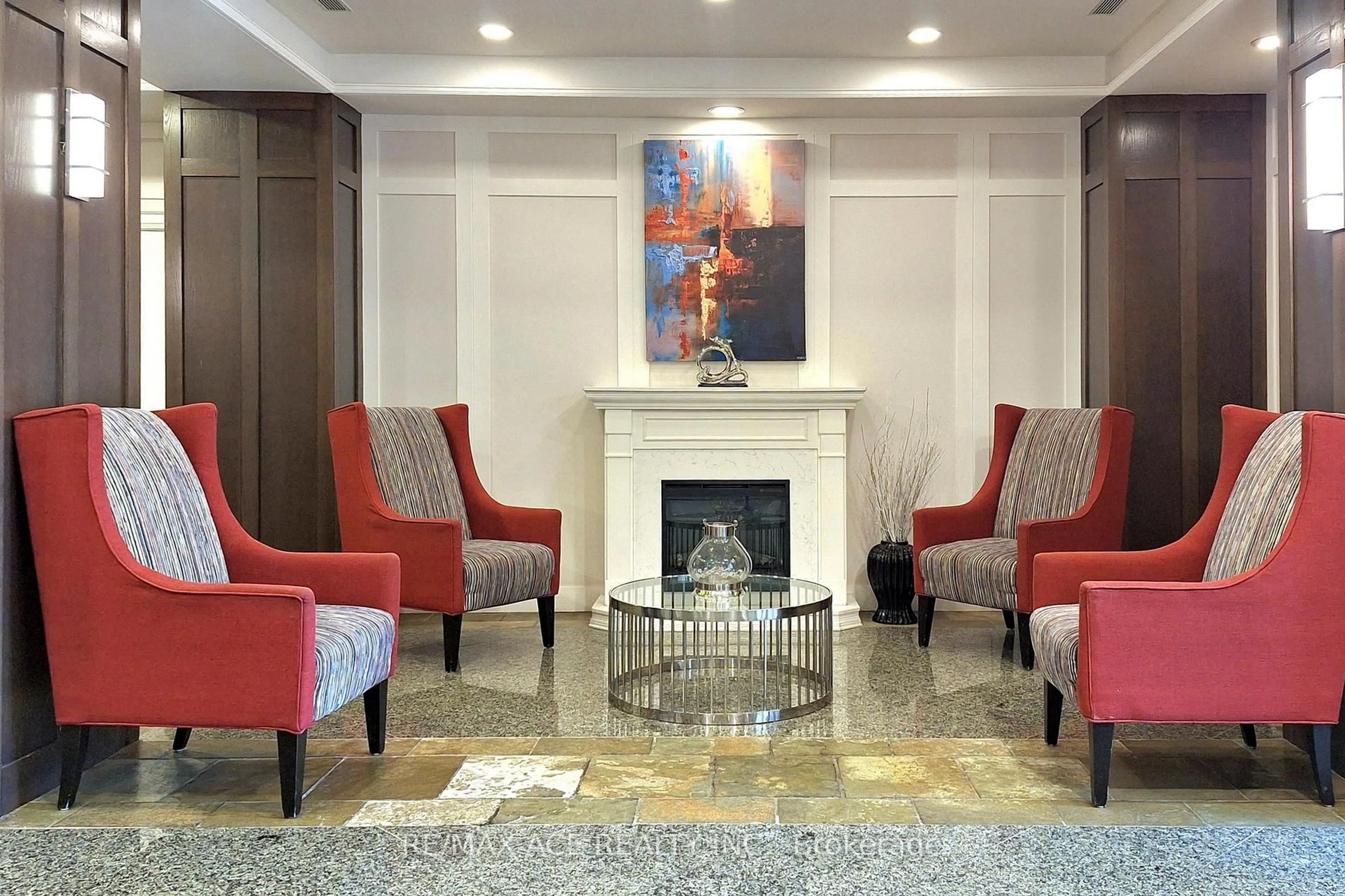 Lobby for 29 Northern Heights Dr #1108, Richmond Hill Ontario L4B 4L8