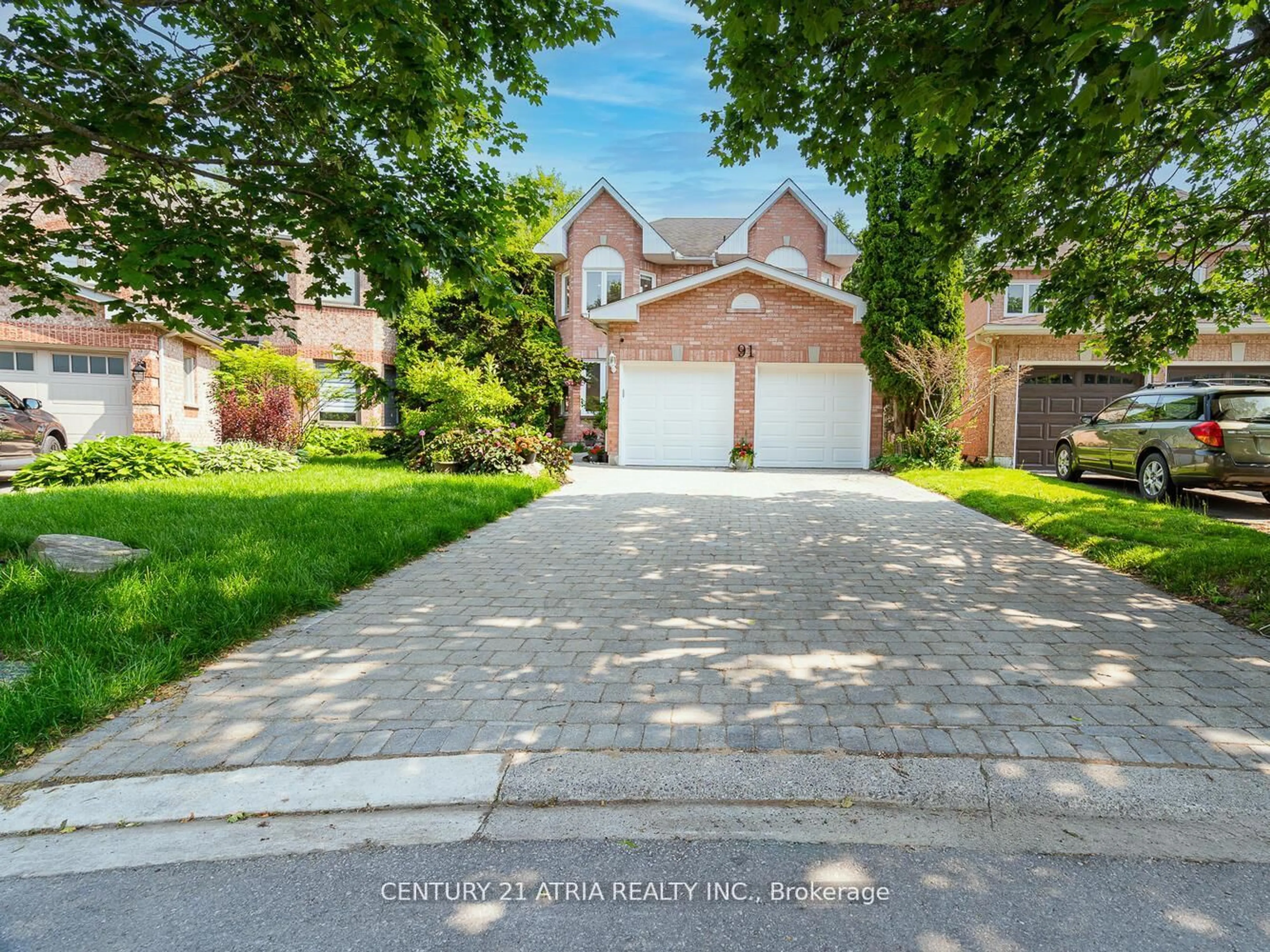 Unknown for 91 Dawlish Ave, Aurora Ontario L4G 6R4