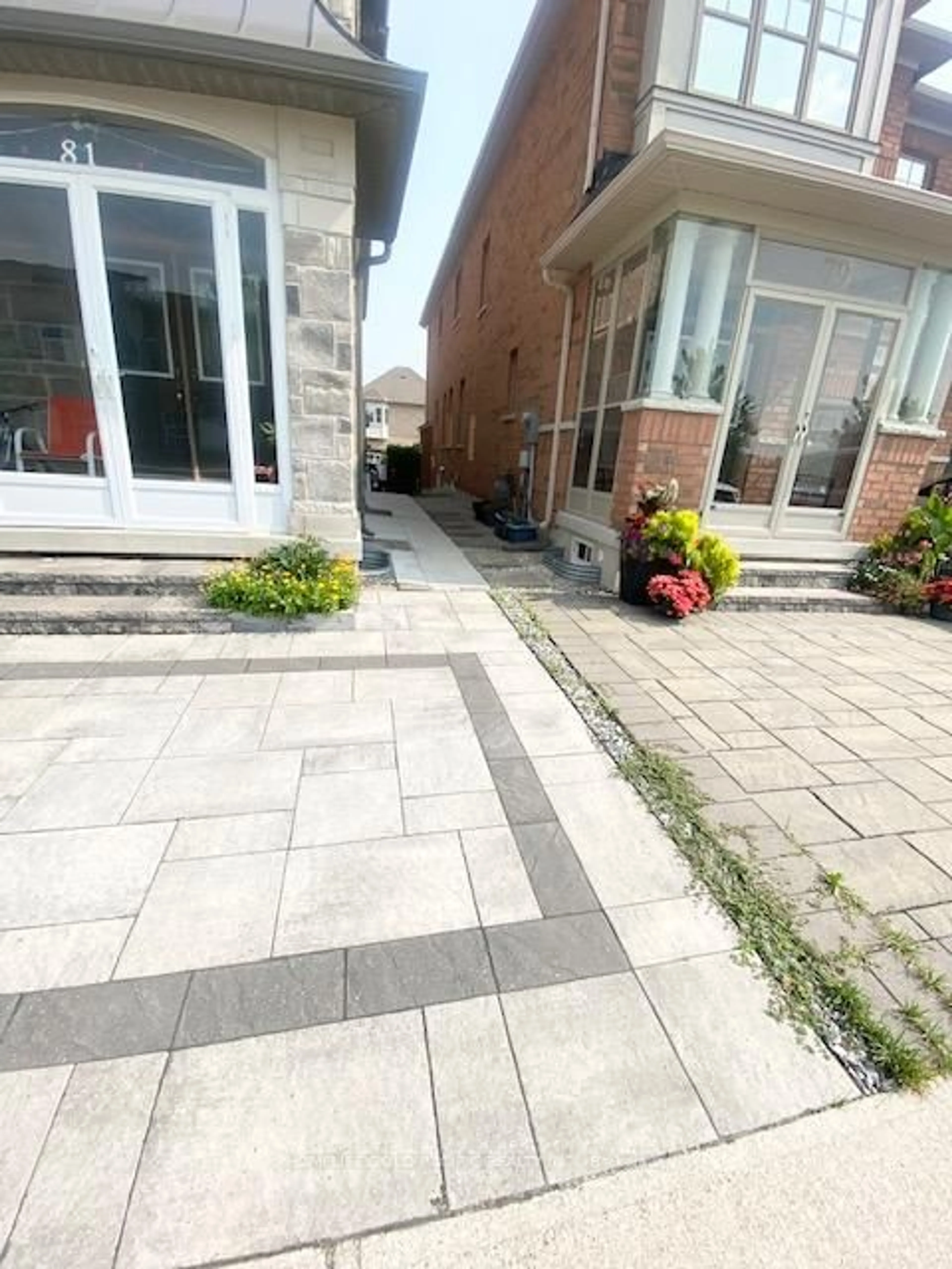Patio, street for 81 Beckett Ave, Markham Ontario L6C 0T3
