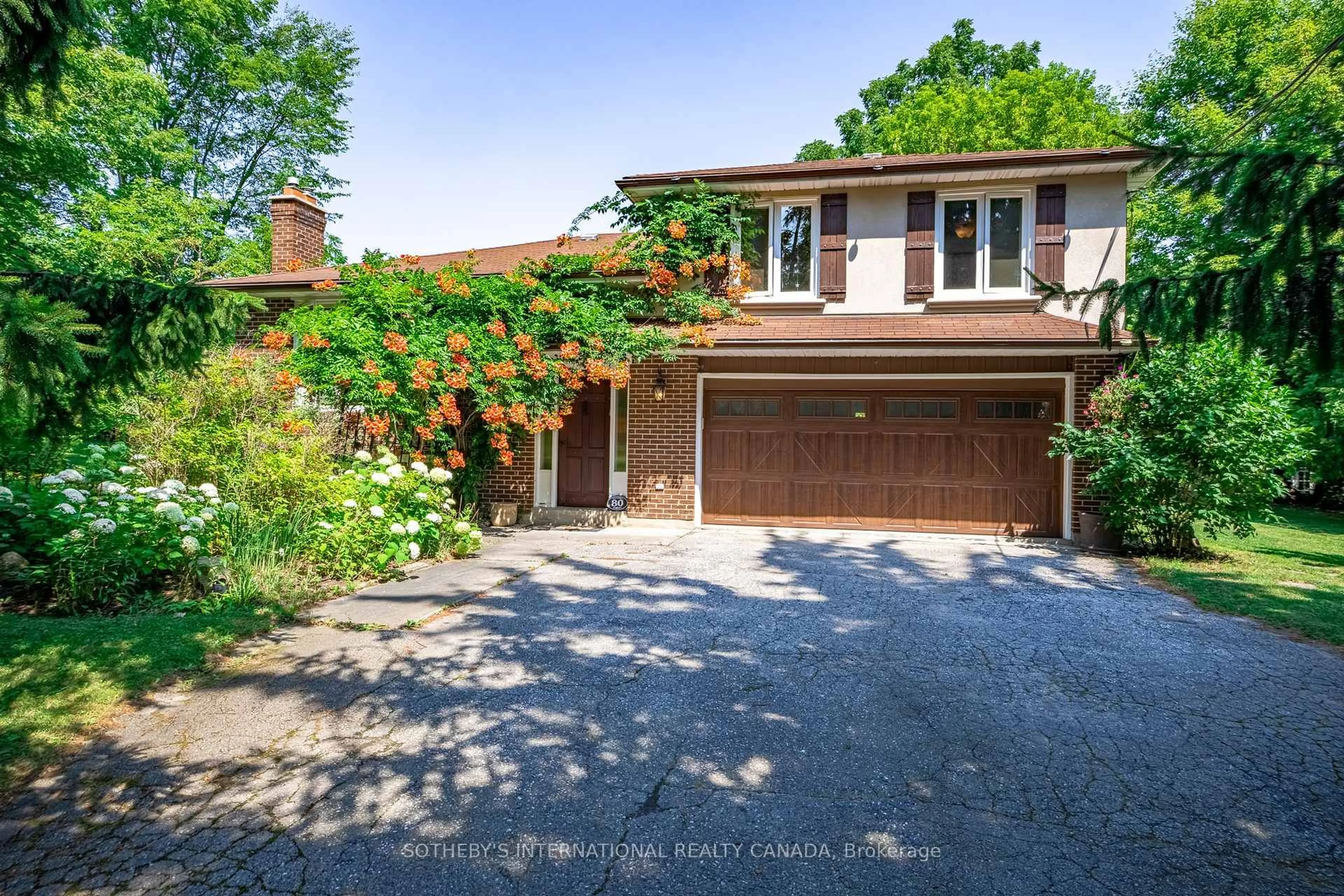 Home with brick exterior material, street for 80 Centre St, King Ontario L0G 1T0
