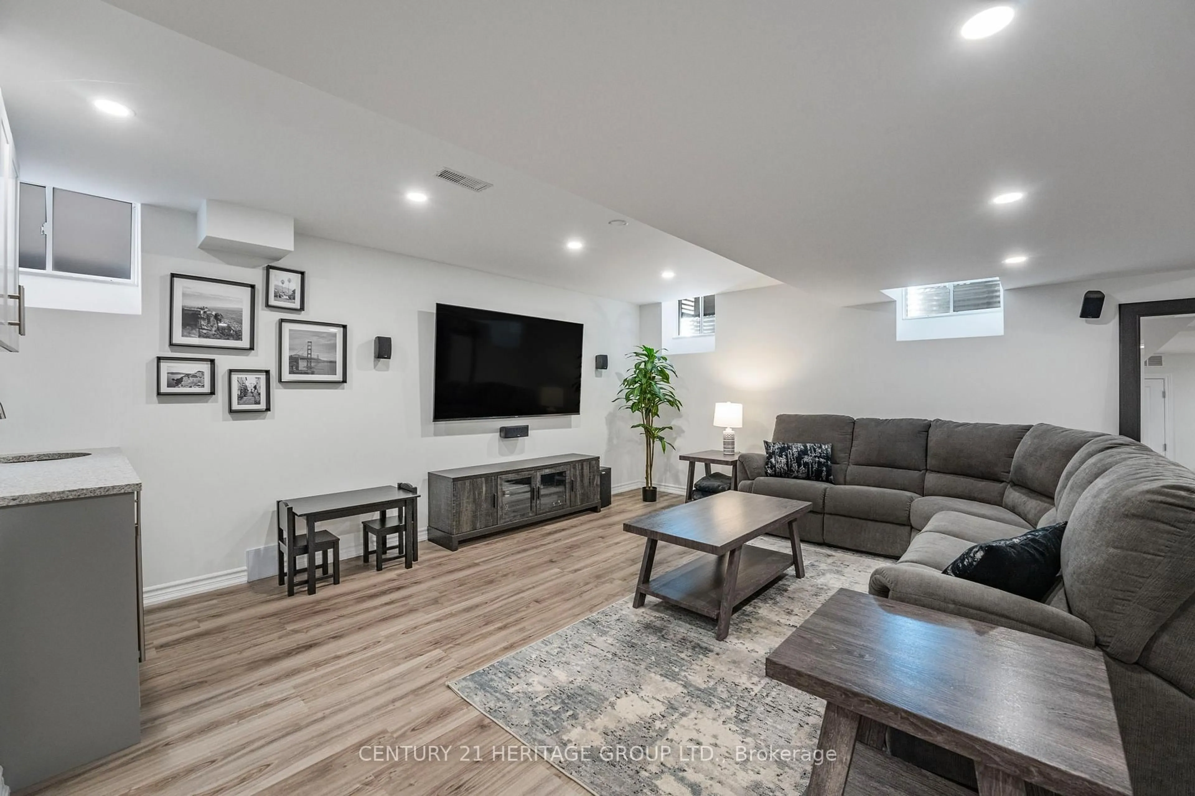 Living room with furniture, unknown for 95 Rogers Tr, Bradford West Gwillimbury Ontario L3Z 2A5
