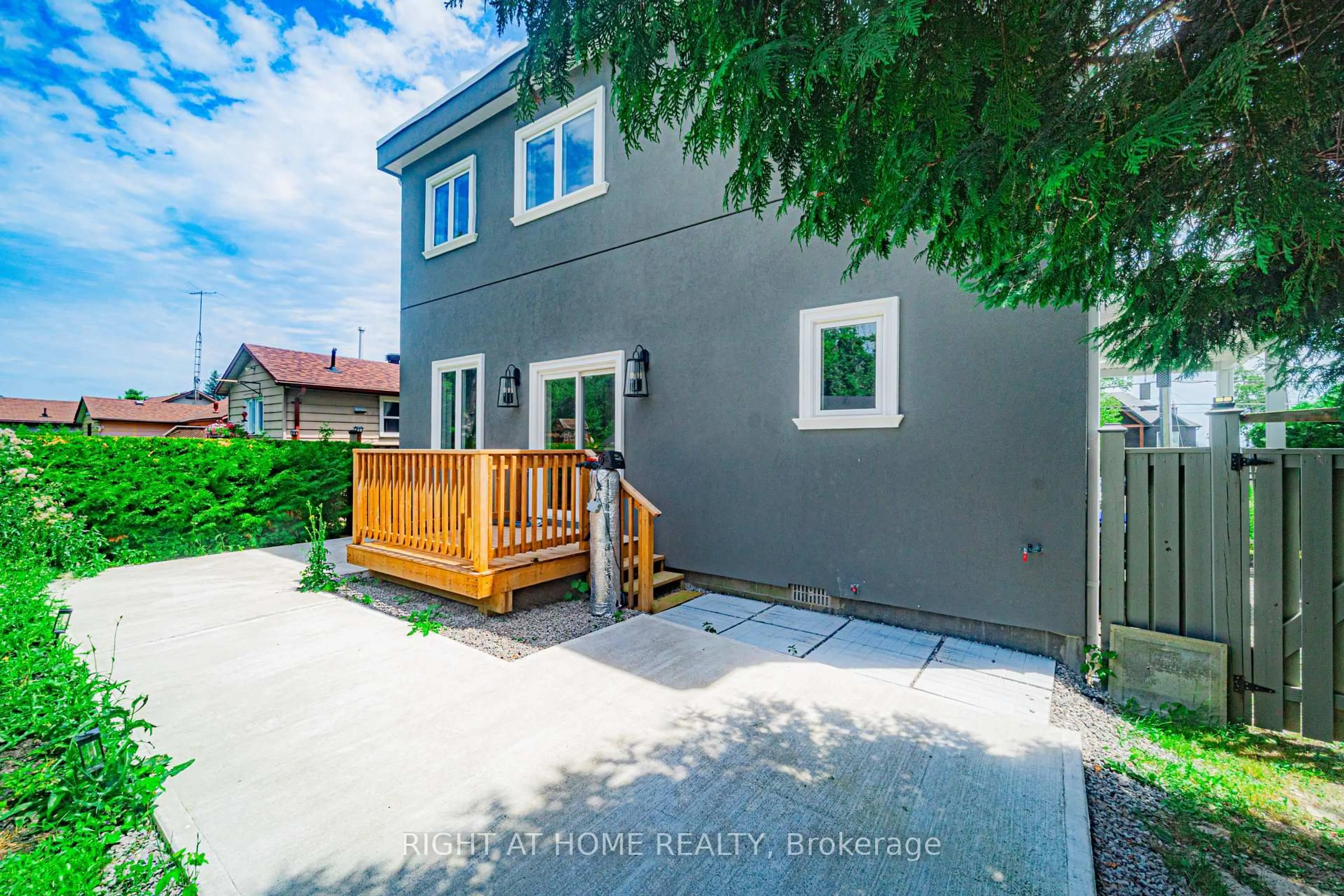 Unknown for 1372 Maple Rd, Innisfil Ontario L0L 1W0