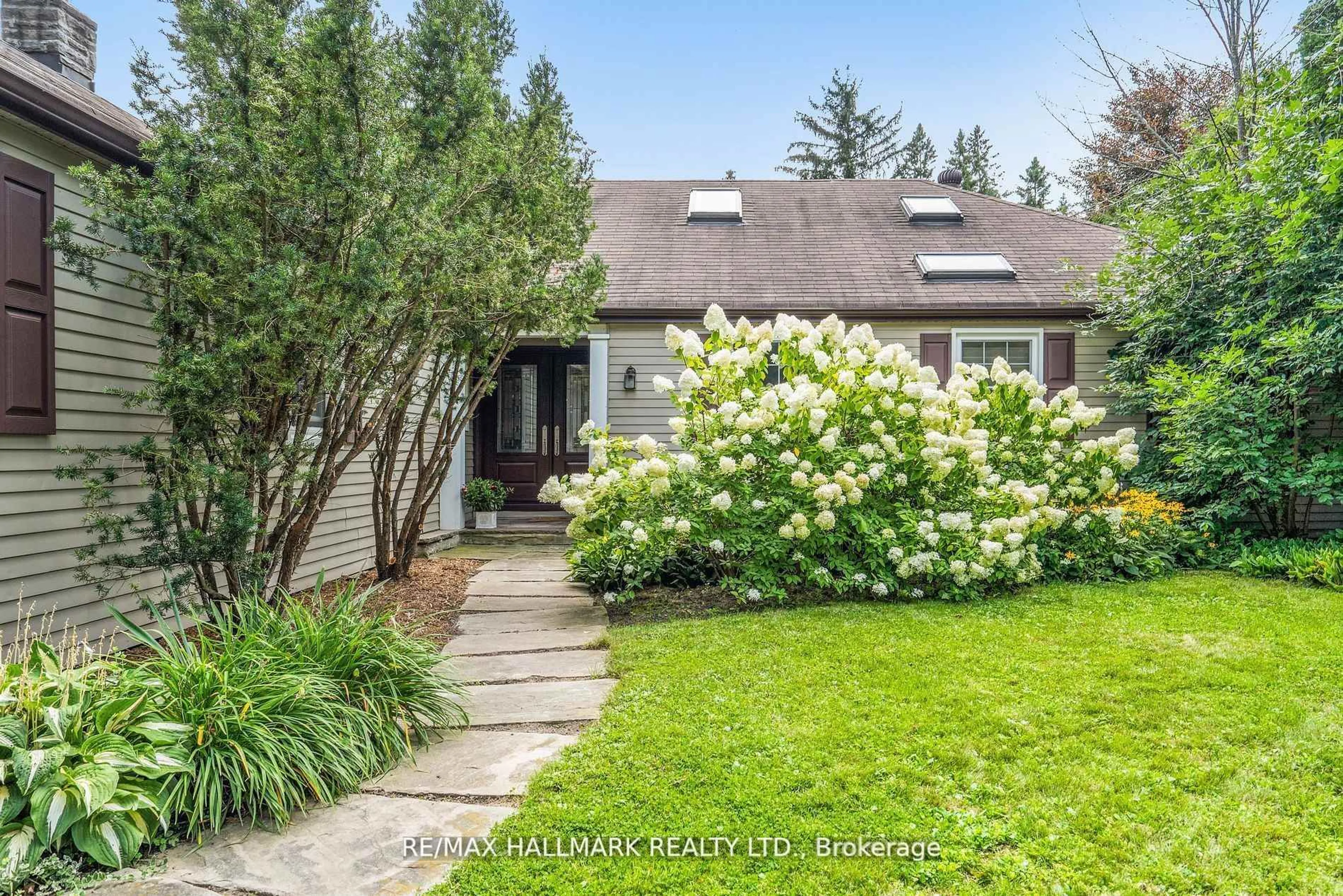 Unknown for 109 Highland Lane, Richmond Hill Ontario L4C 3S1