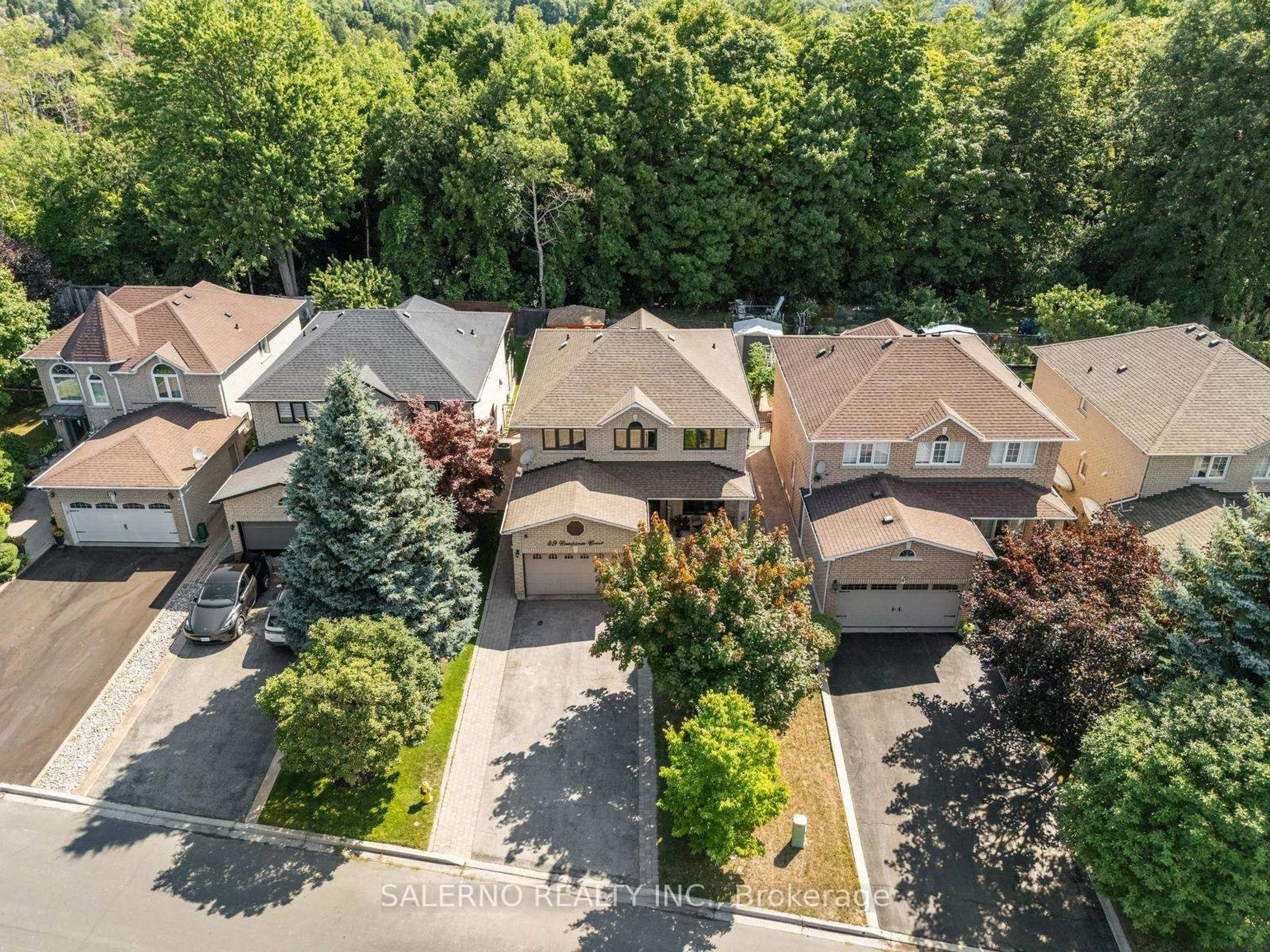 A pic from outside/outdoor area/front of a property/back of a property/a pic from drone, street for 49 Campania Crt, Vaughan Ontario L4H 1G4