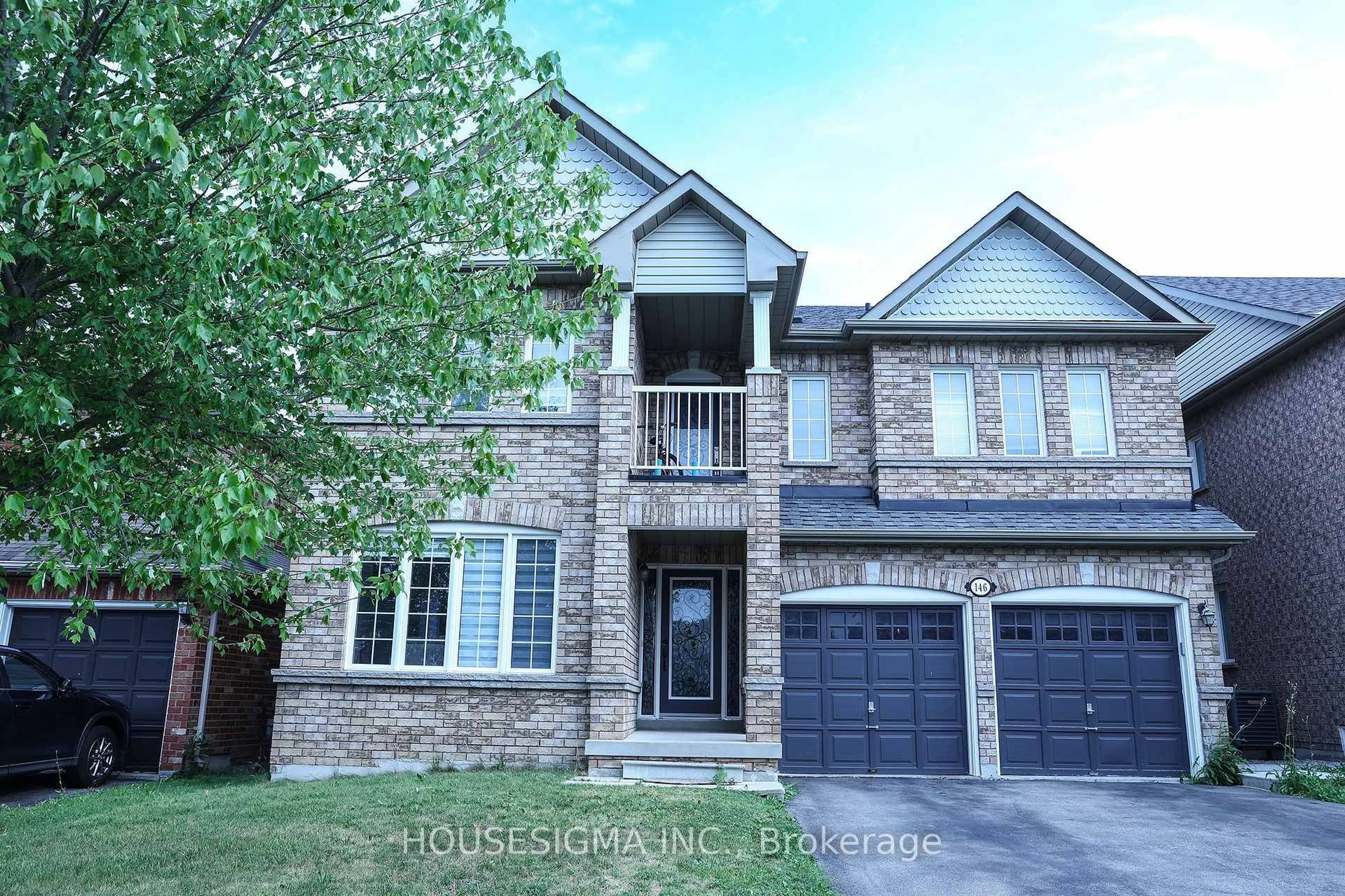 Home with brick exterior material, street for 146 ASPENWOOD Dr, Newmarket Ontario L3X 2X6