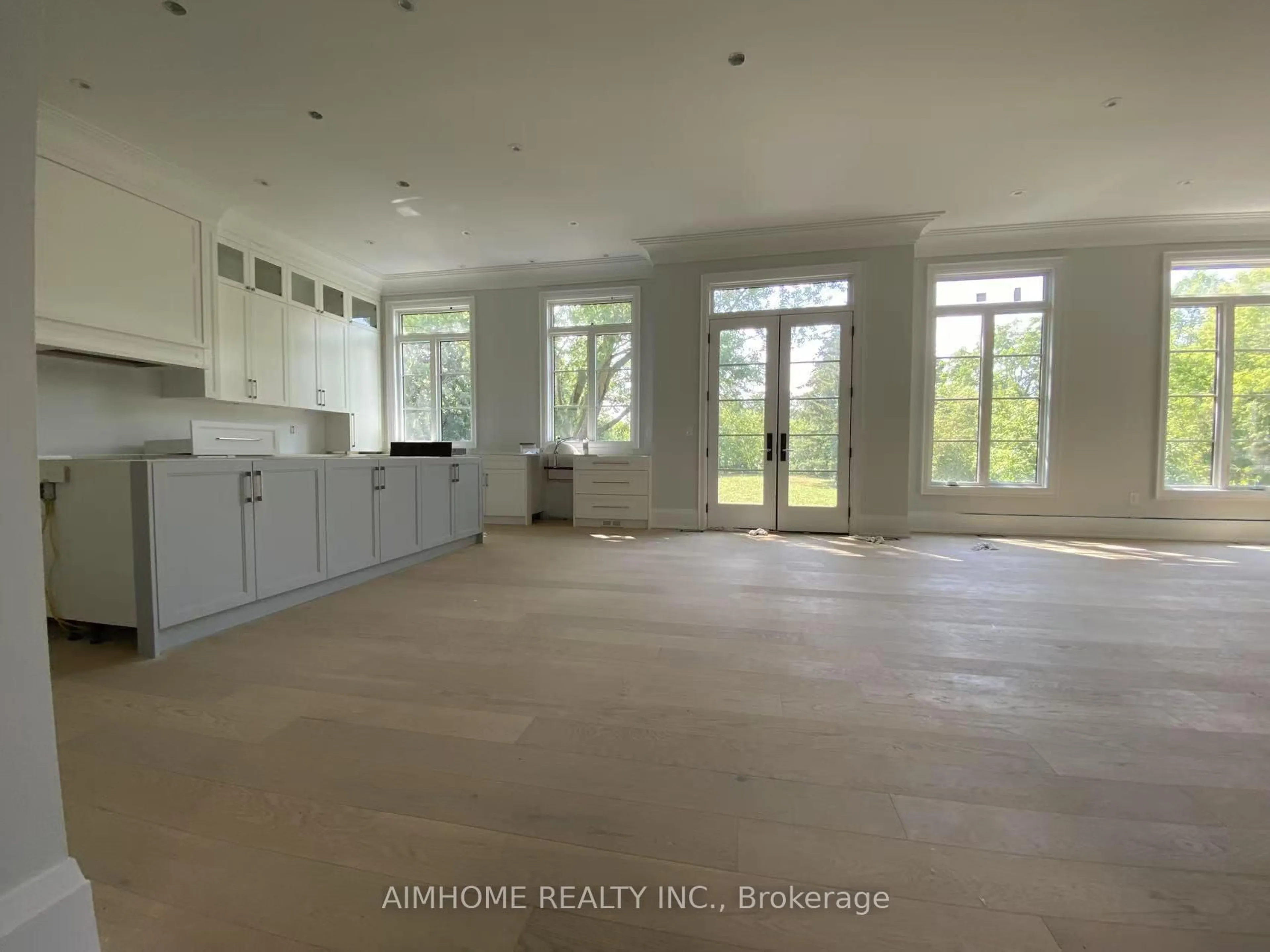 Open concept kitchen, unknown for 228 Baker Ave, Richmond Hill Ontario L4C 1X9