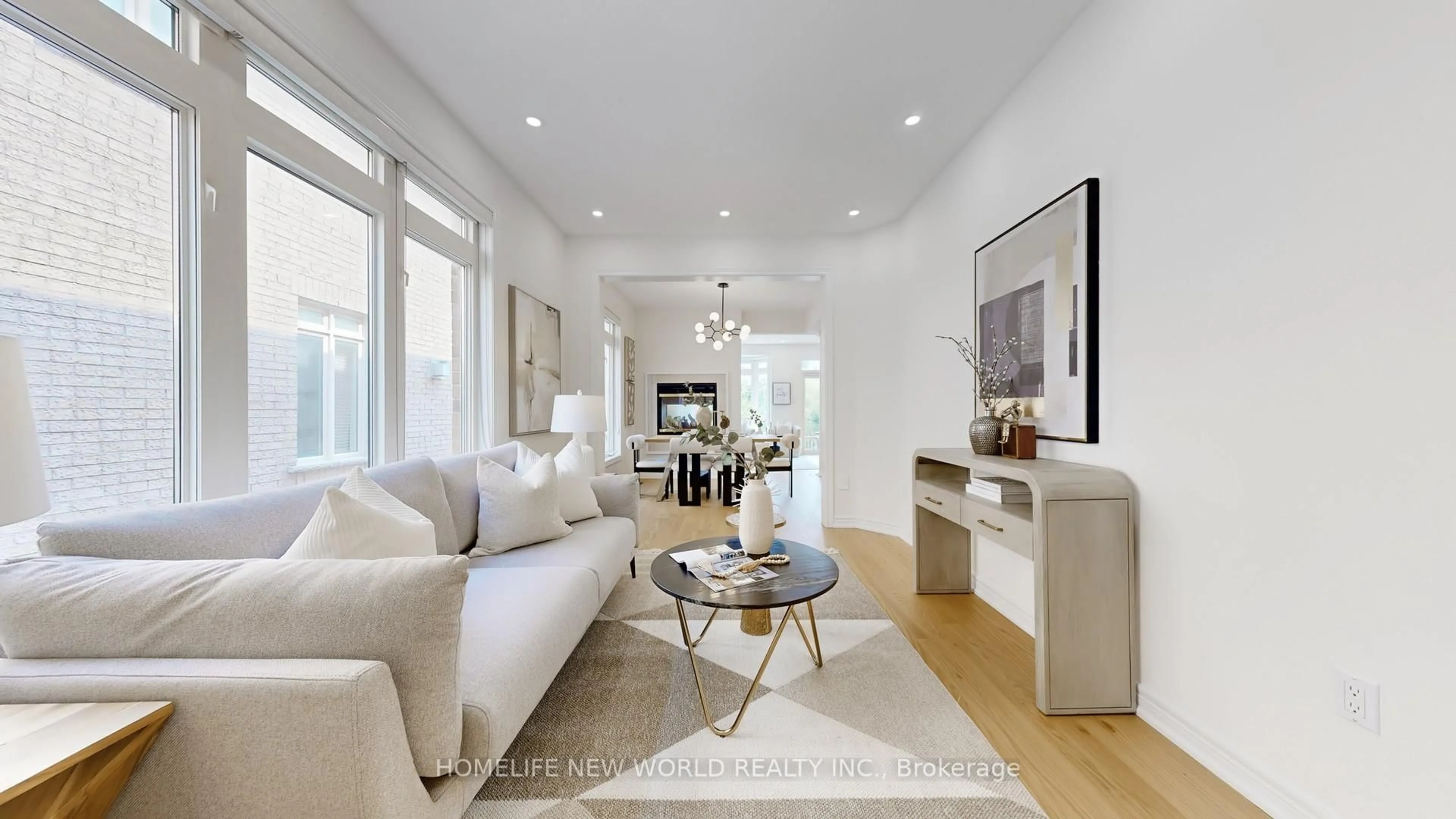 Living room with furniture, unknown for 33 Coco Ave, Richmond Hill Ontario L4S 2R6