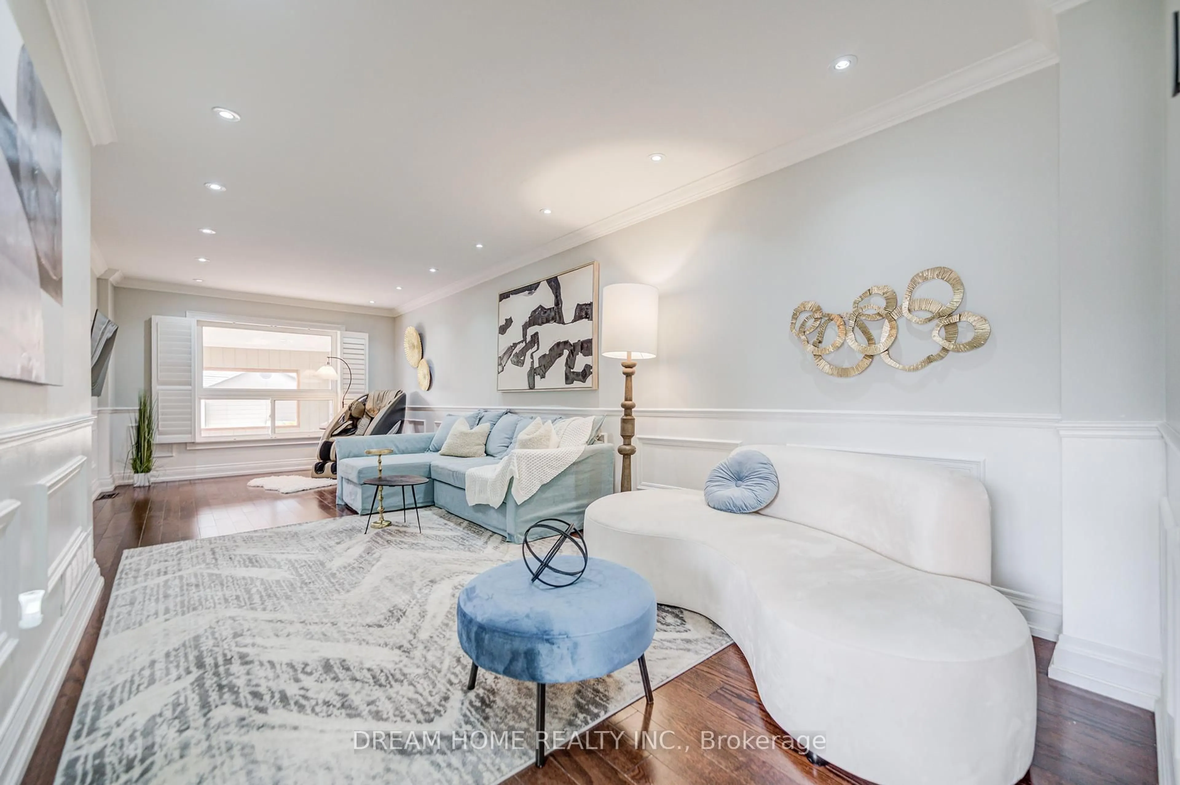Living room with furniture, unknown for 52 Rosseter Rd, Markham Ontario L3S 2M9