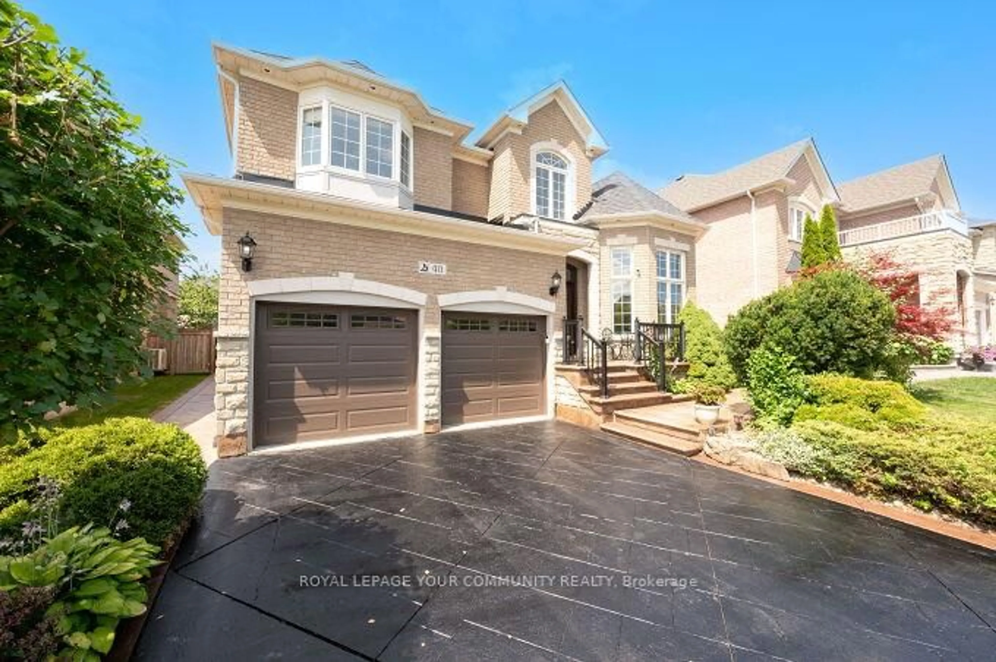 Home with brick exterior material, street for 40 Barberry Cres, Richmond Hill Ontario L4E 4S4