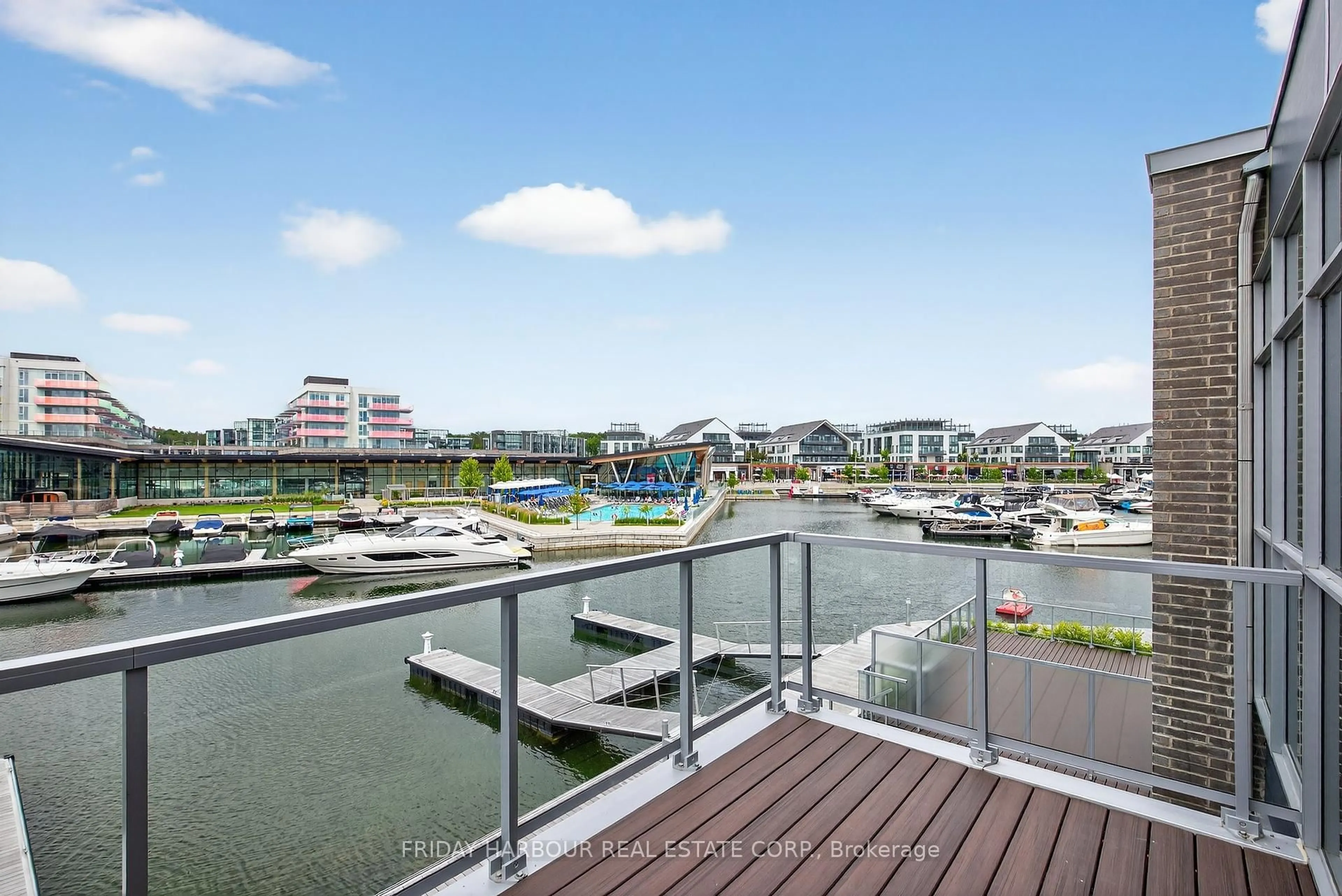 Balcony in the apartment, water/lake/river/ocean view for 3792 Ferretti Crt, Innisfil Ontario L9S 0N6