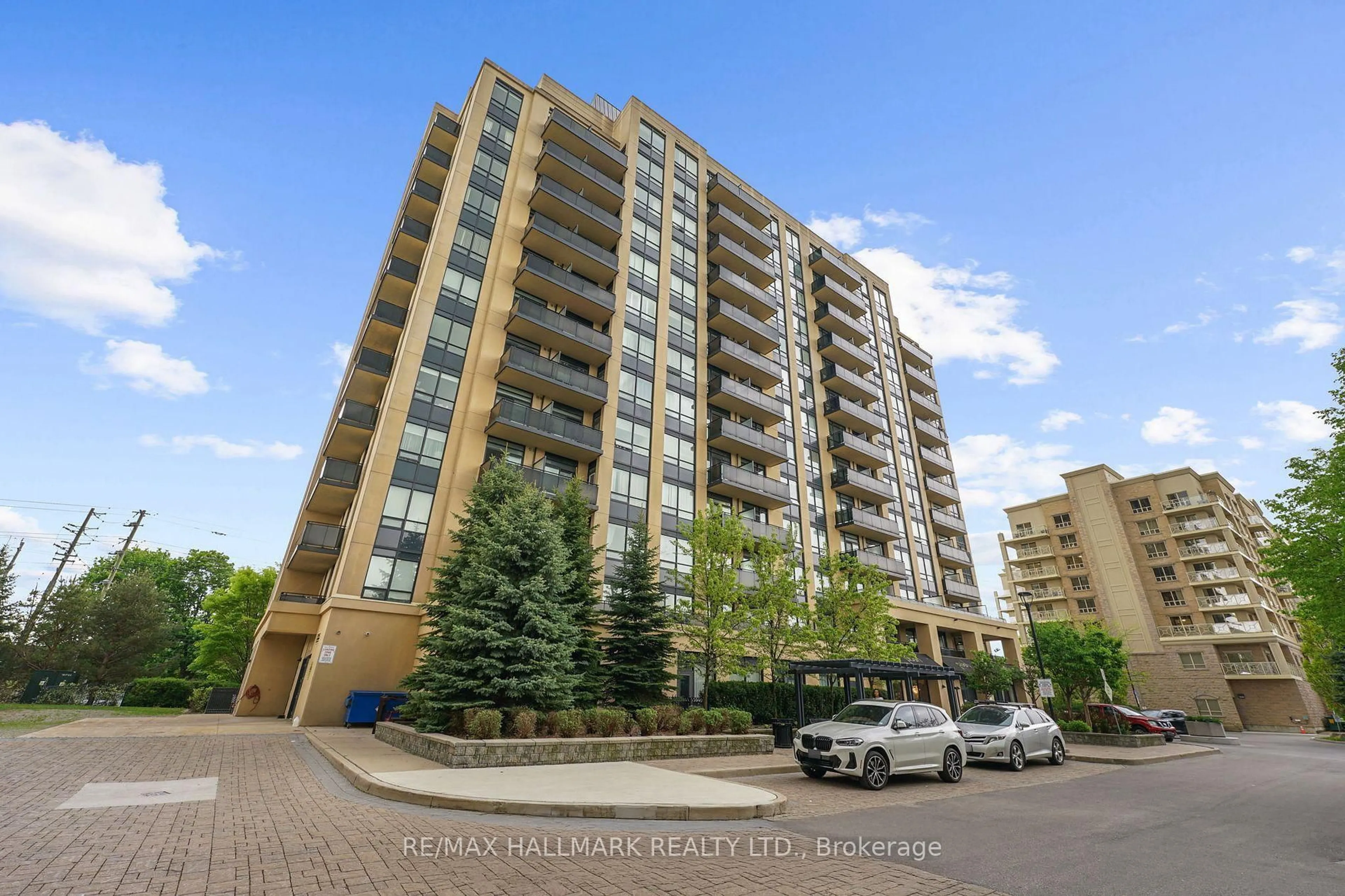 A pic from outside/outdoor area/front of a property/back of a property/a pic from drone, unknown for 520 Steeles Ave #1508, Vaughan Ontario L4J 0H2