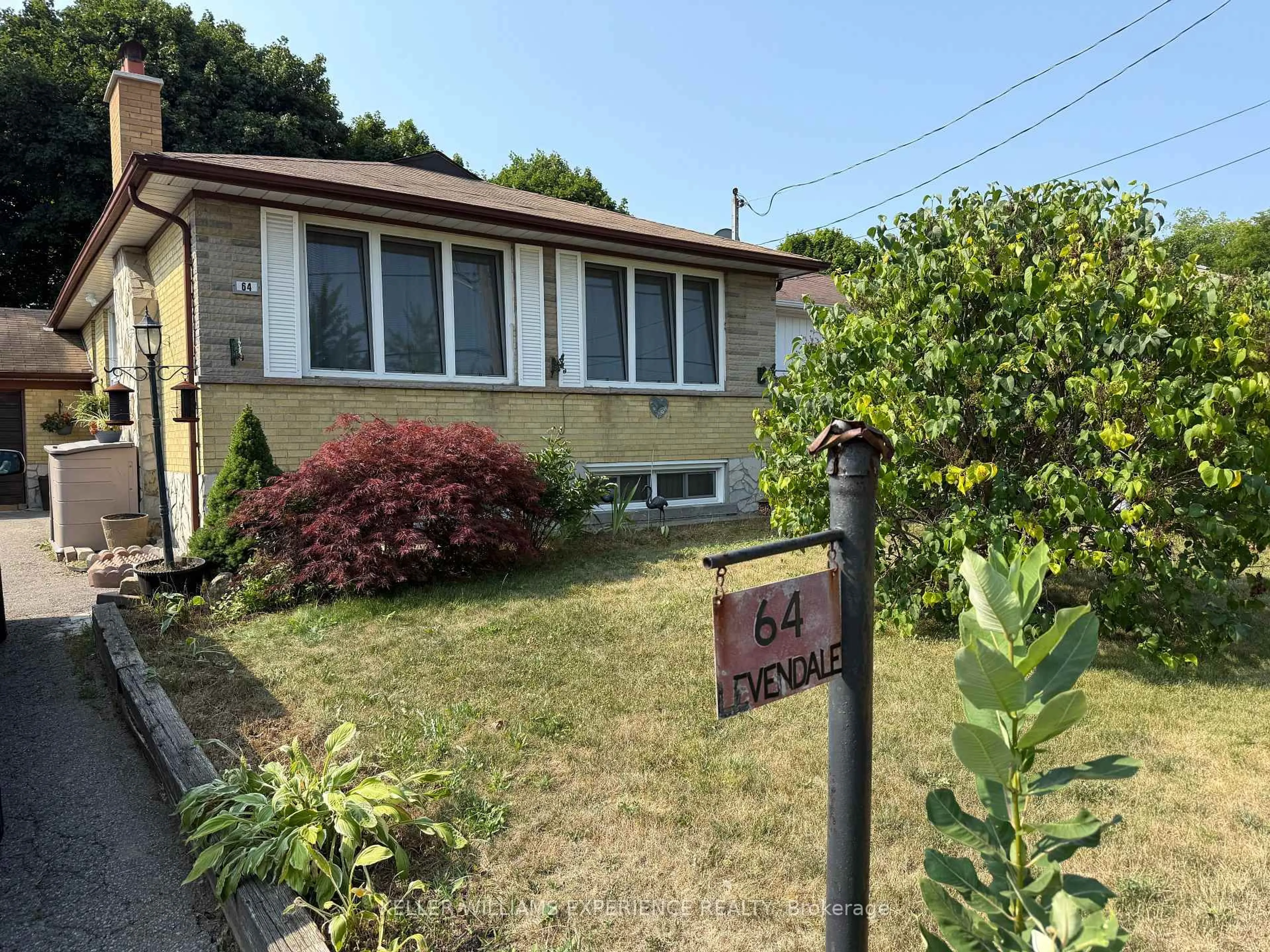 Unknown for 64 Levendale Rd, Richmond Hill Ontario L4C 4H2
