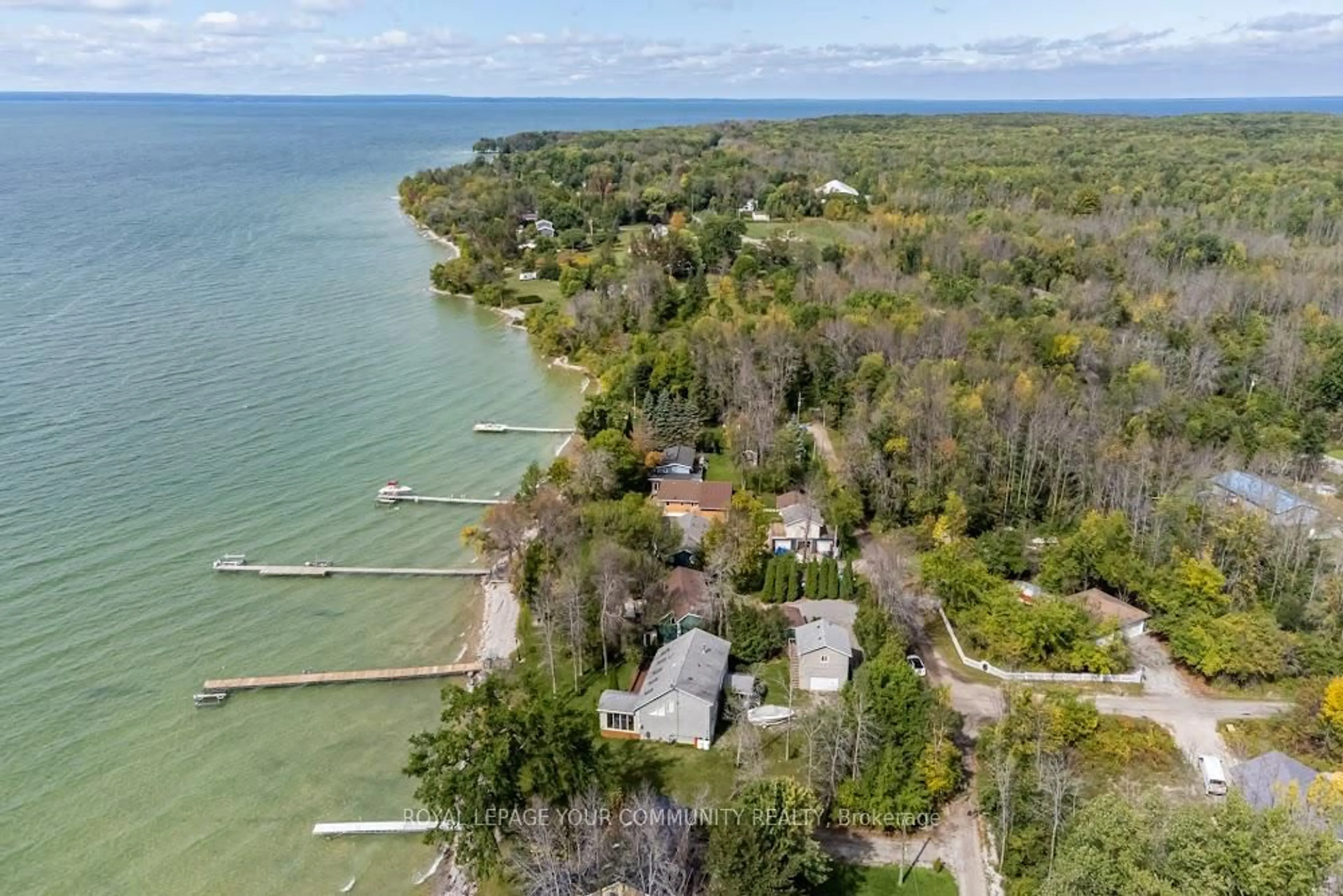 A pic from outside/outdoor area/front of a property/back of a property/a pic from drone, water/lake/river/ocean view for 537 Eagle Rd, Georgina Islands Ontario L0E 1R0