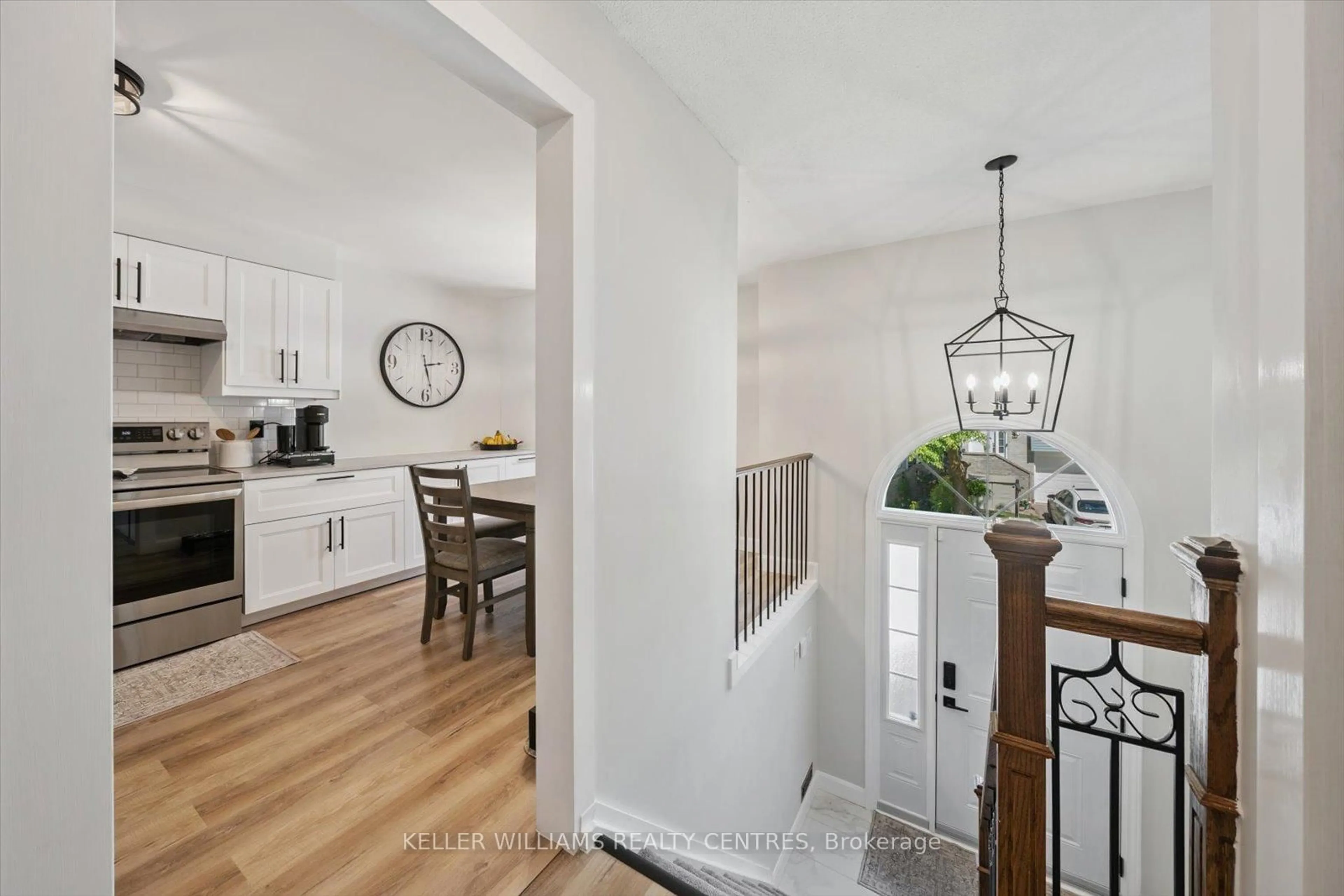 Unknown for 22 Harmony Circ #22, Bradford West Gwillimbury Ontario L3Z 2T7