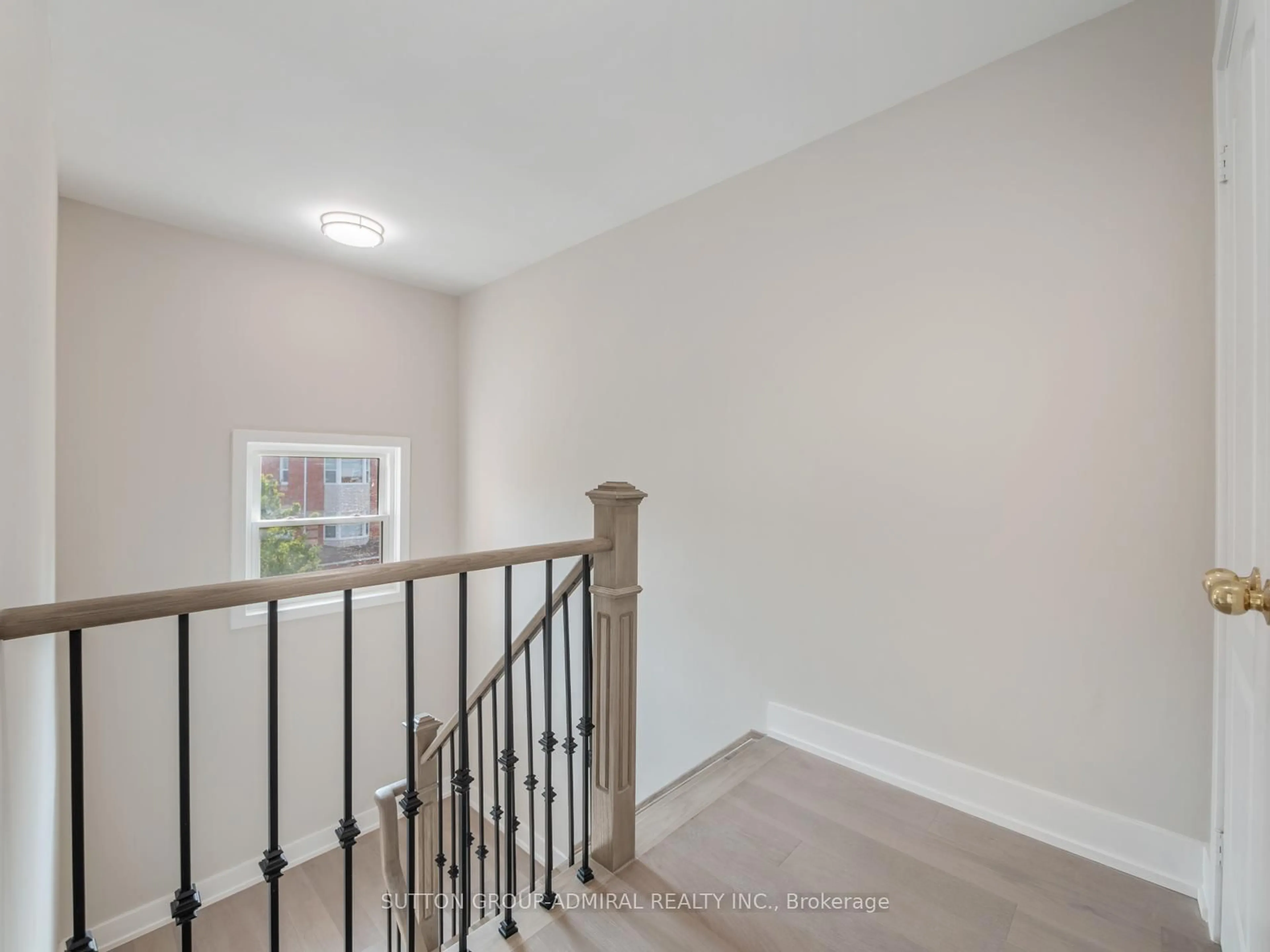 Unknown for 12 Tova Pl, Vaughan Ontario L4J 8C4