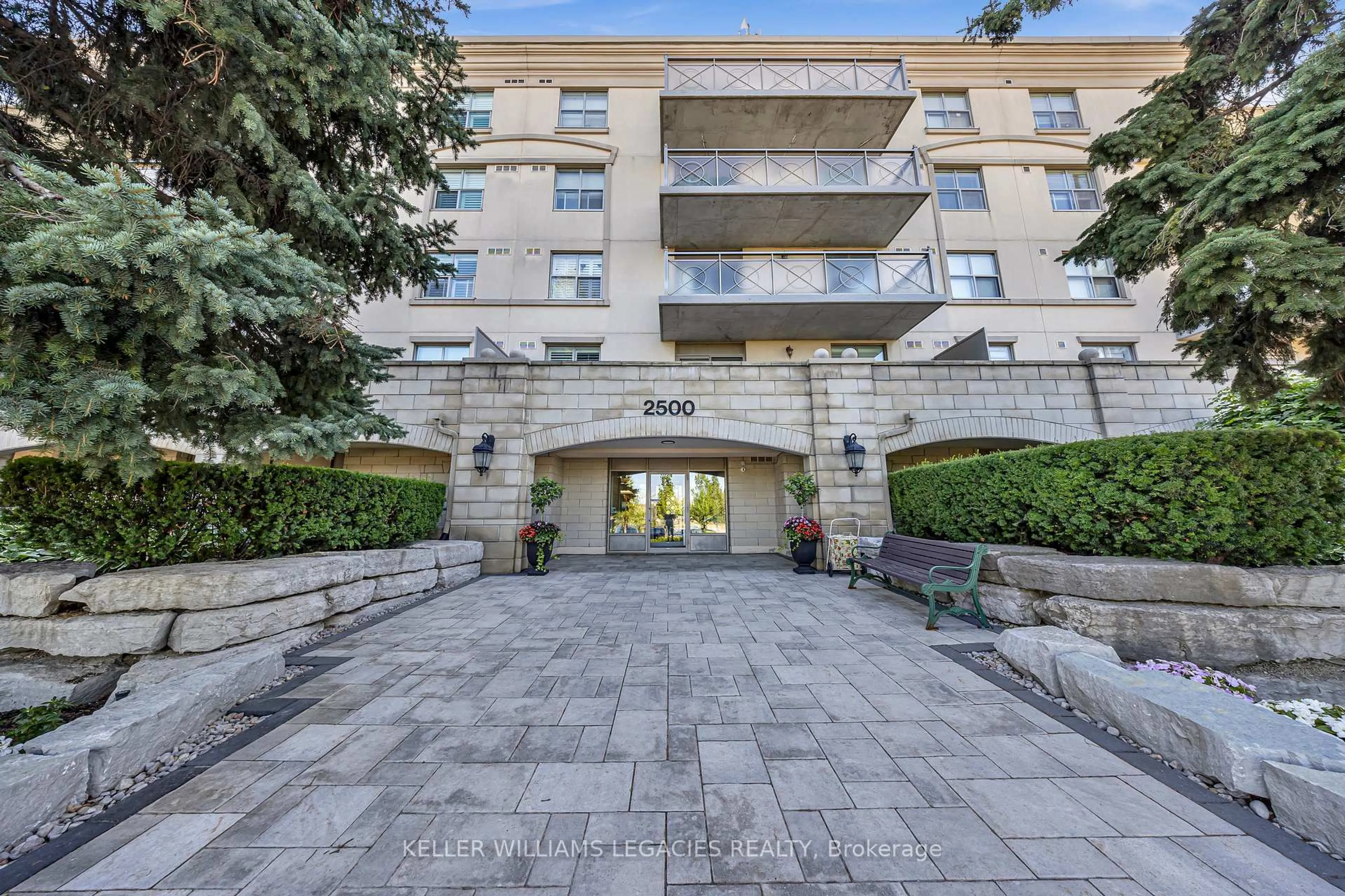 Unknown for 2500 Rutherford Rd #202, Vaughan Ontario L4K 5N7