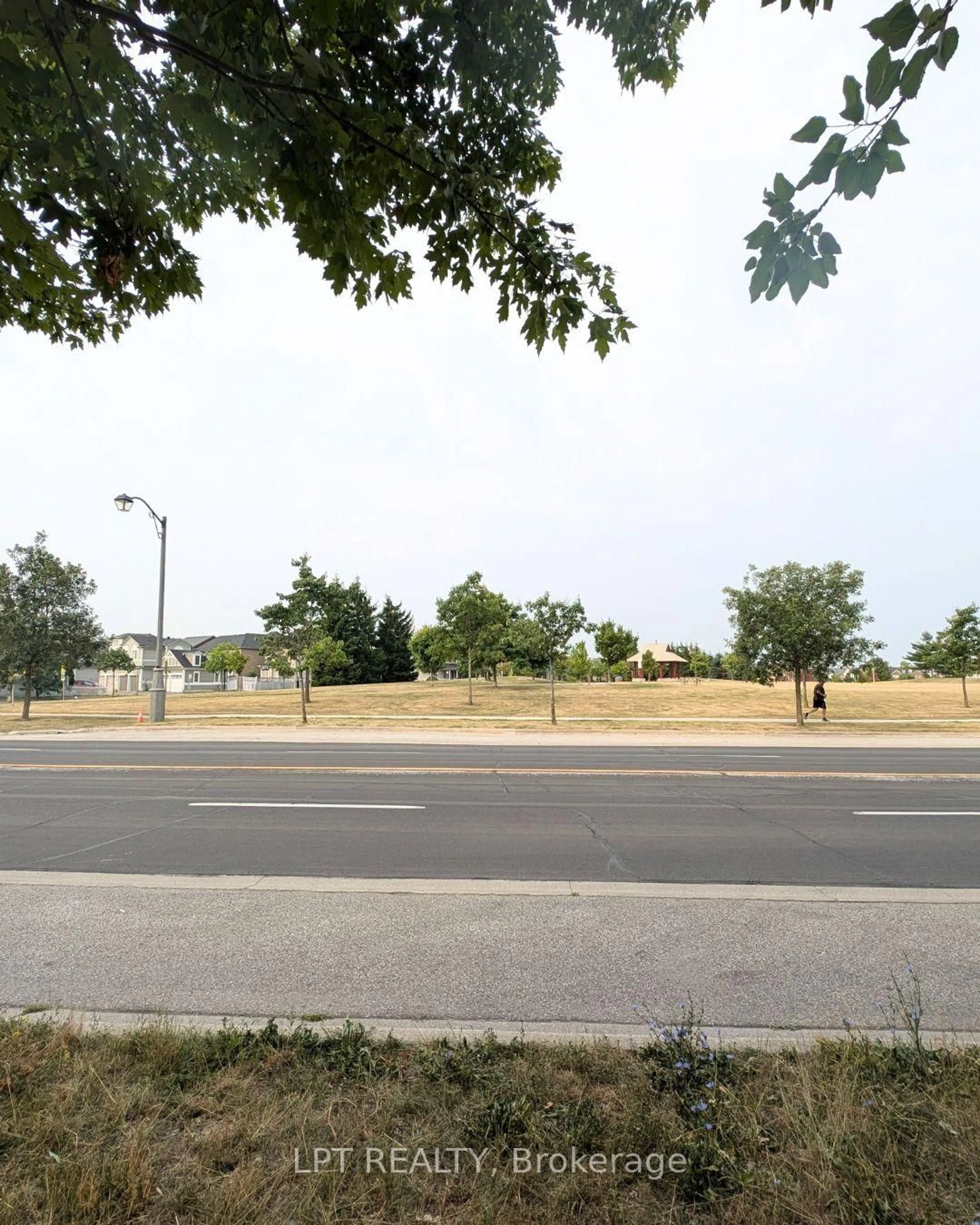 Blurry image for 2624 Bur Oak Ave, Markham Ontario L6B 1J2