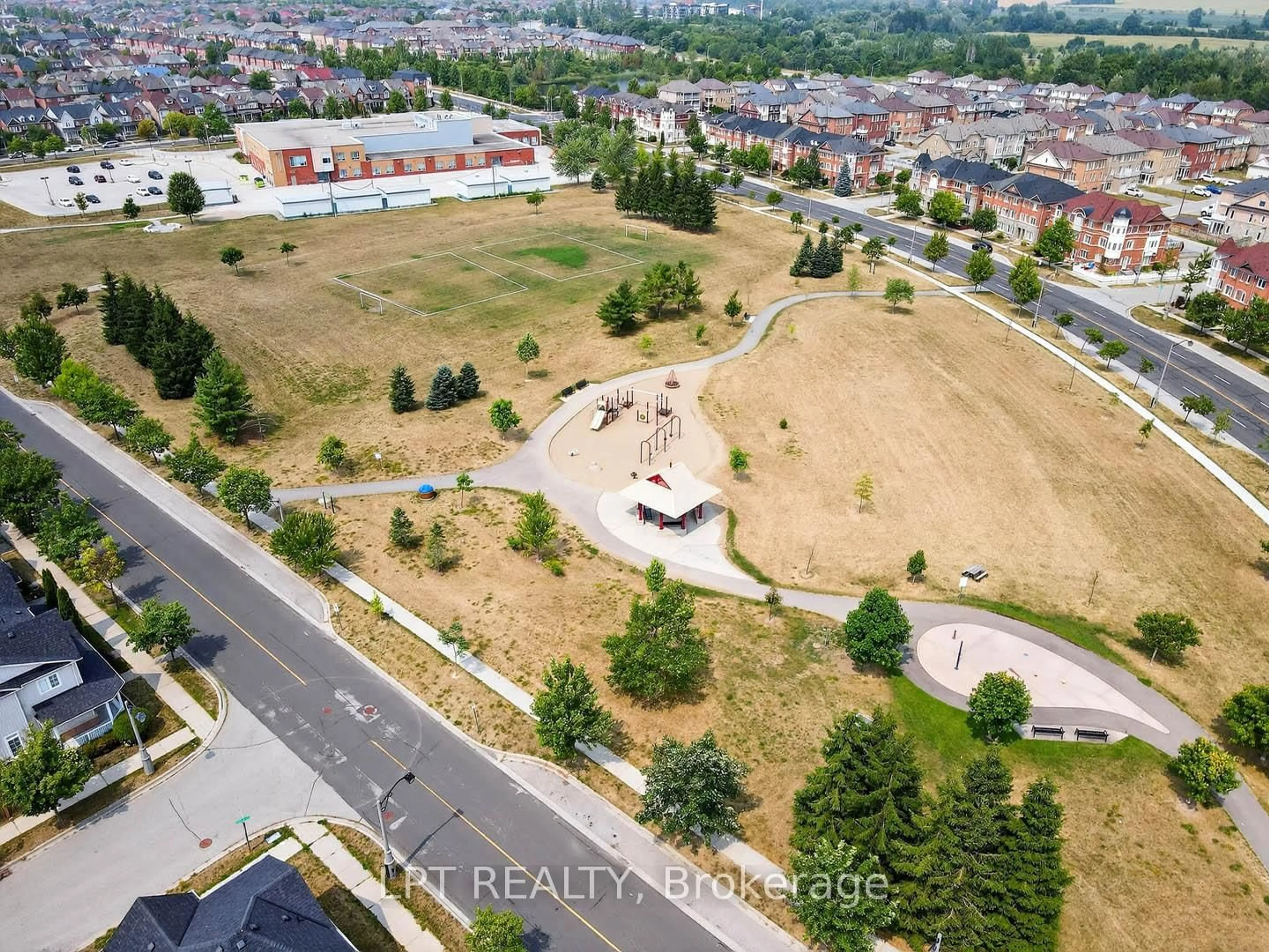 A pic from outside/outdoor area/front of a property/back of a property/a pic from drone, unknown for 2624 Bur Oak Ave, Markham Ontario L6B 1J2