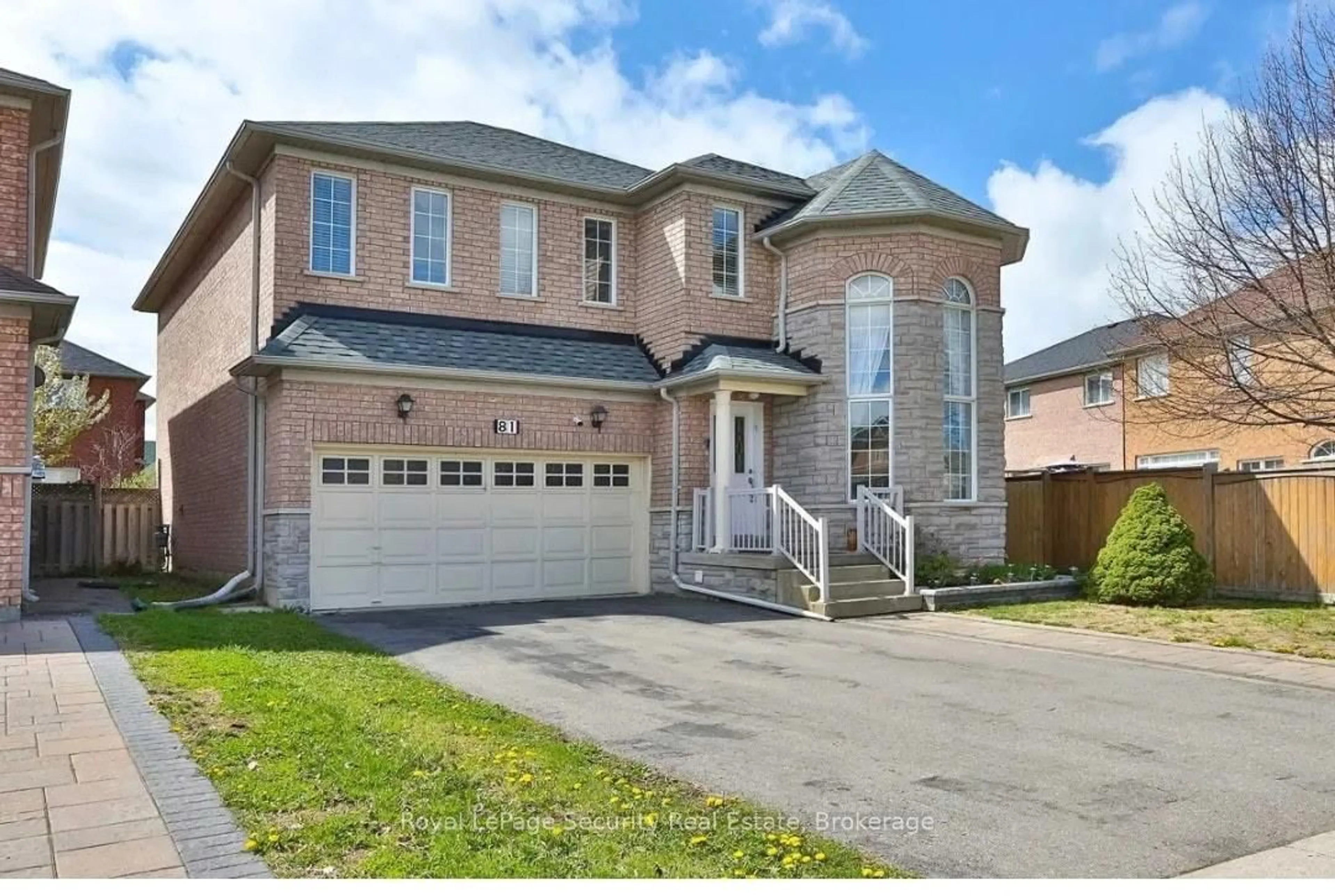 Home with brick exterior material, street for 81 Ten Oaks Blvd, Vaughan Ontario L4K 5G3