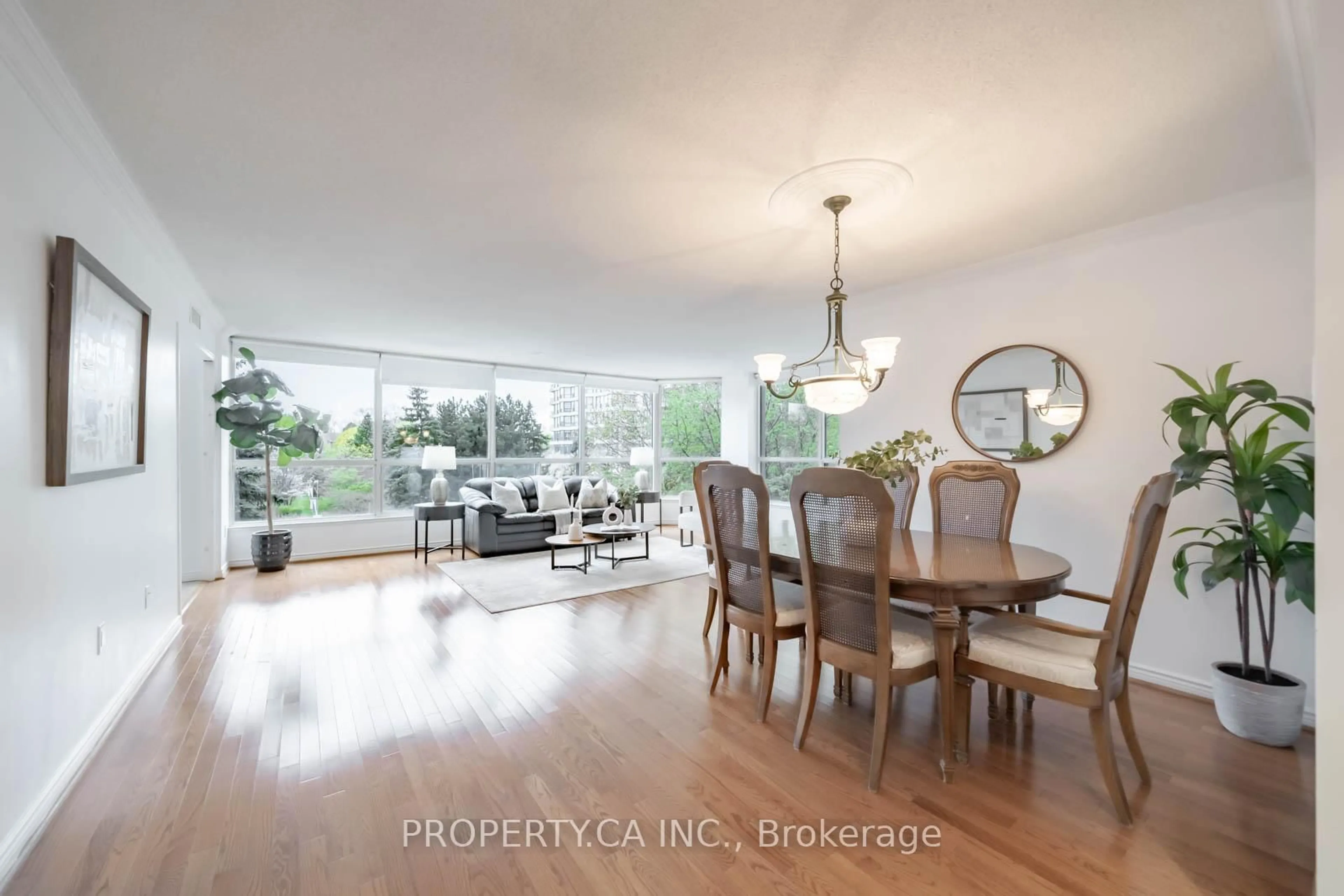 Dining room, unknown for 7300 Yonge St #301, Vaughan Ontario L4J 7Y5