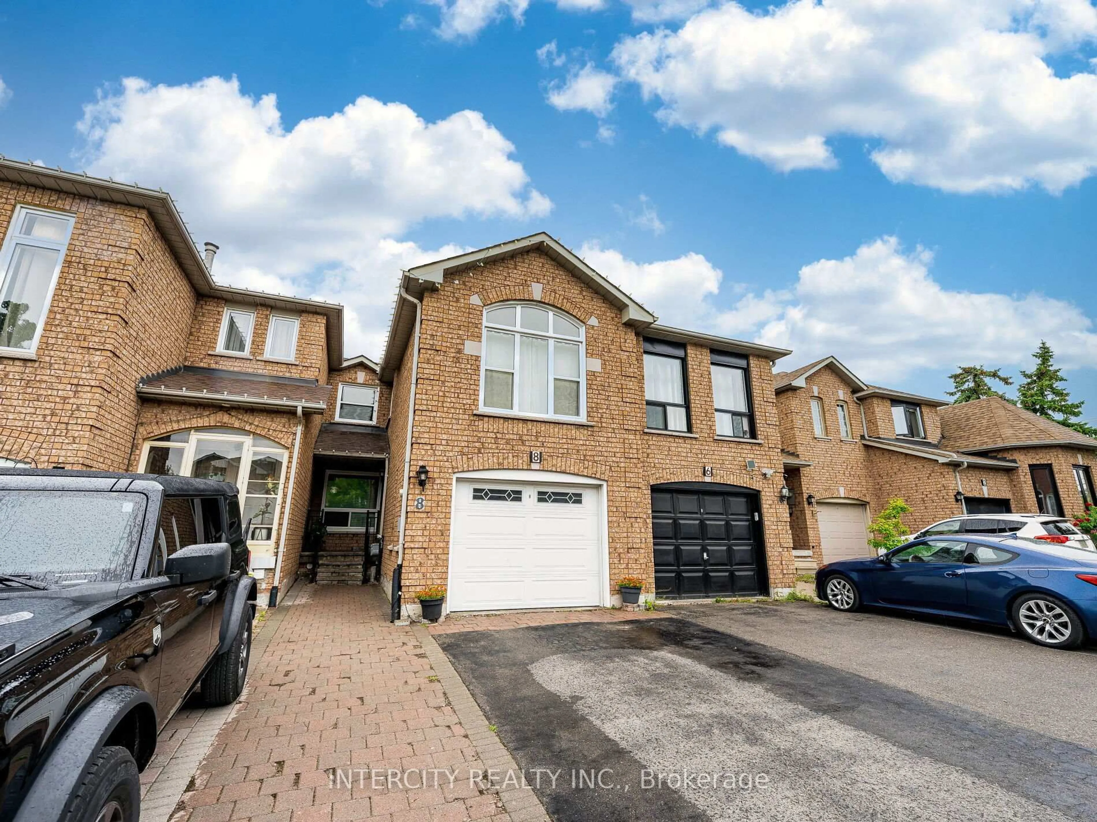 Unknown for 8 Wedgewood Pl, Vaughan Ontario L4K 4X6