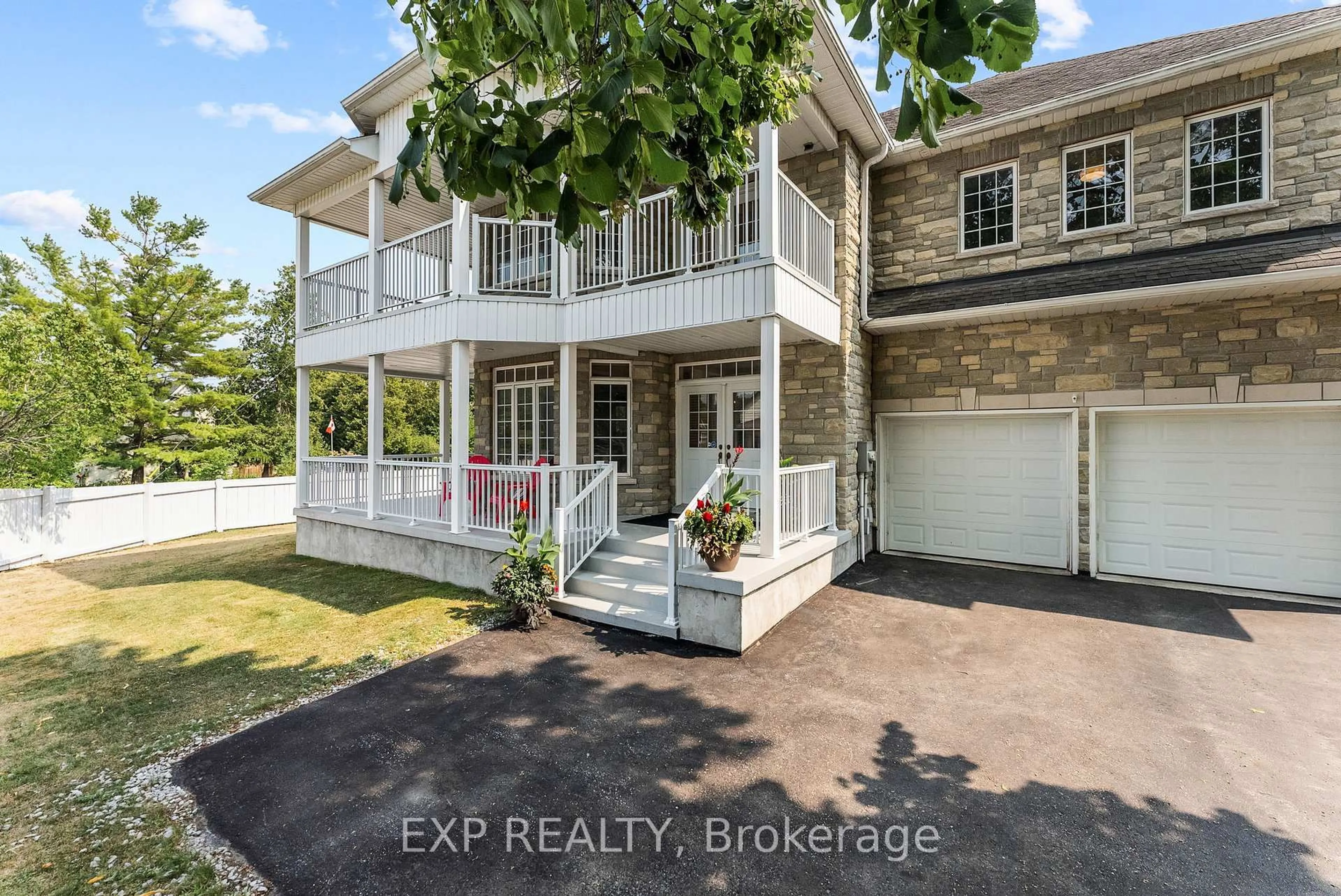 Unknown for 371 Raines St, Georgina Ontario L4P 3C8