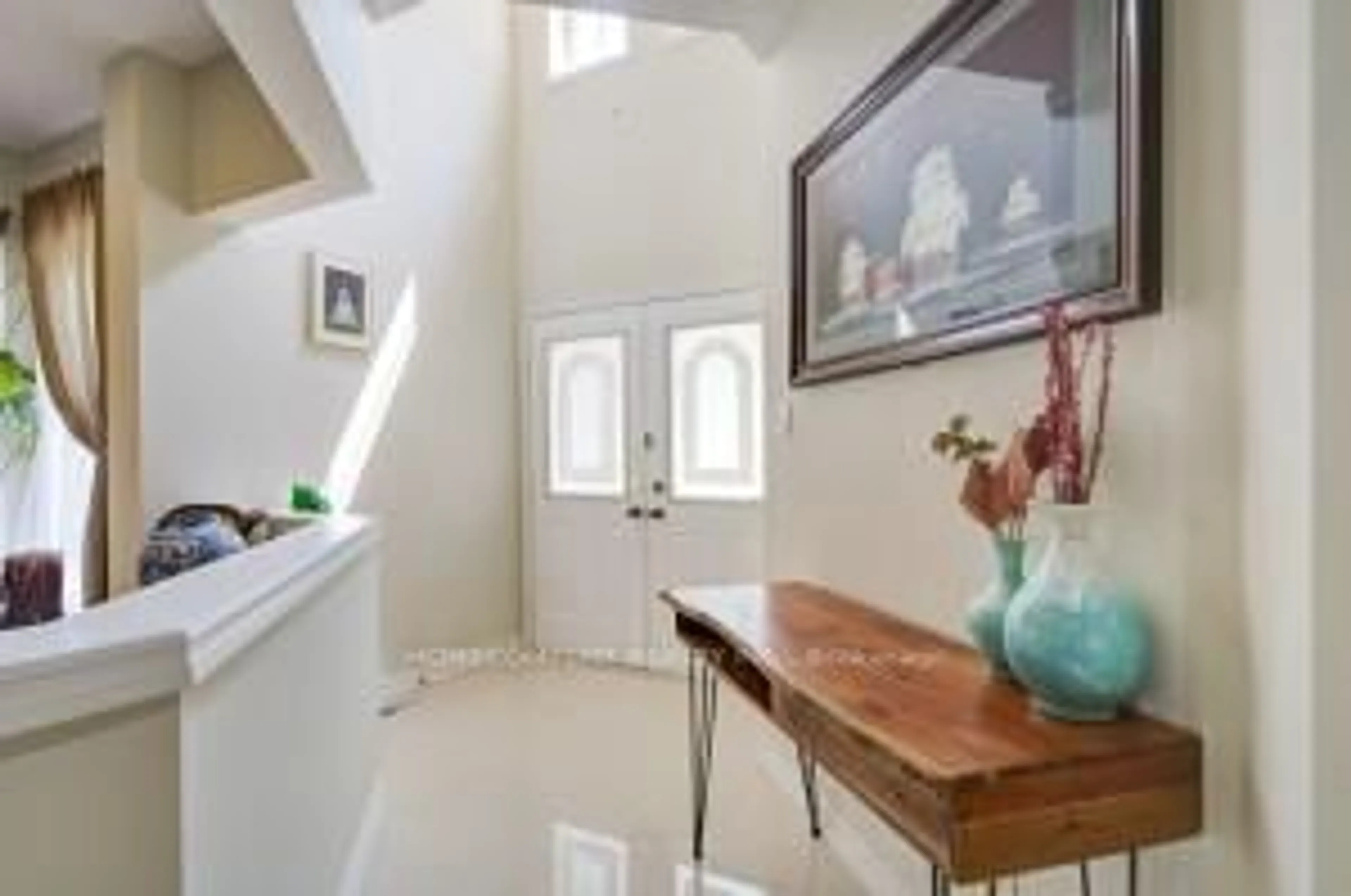 Indoor entryway for 68 Redstone Rd, Richmond Hill Ontario L4S 1S3