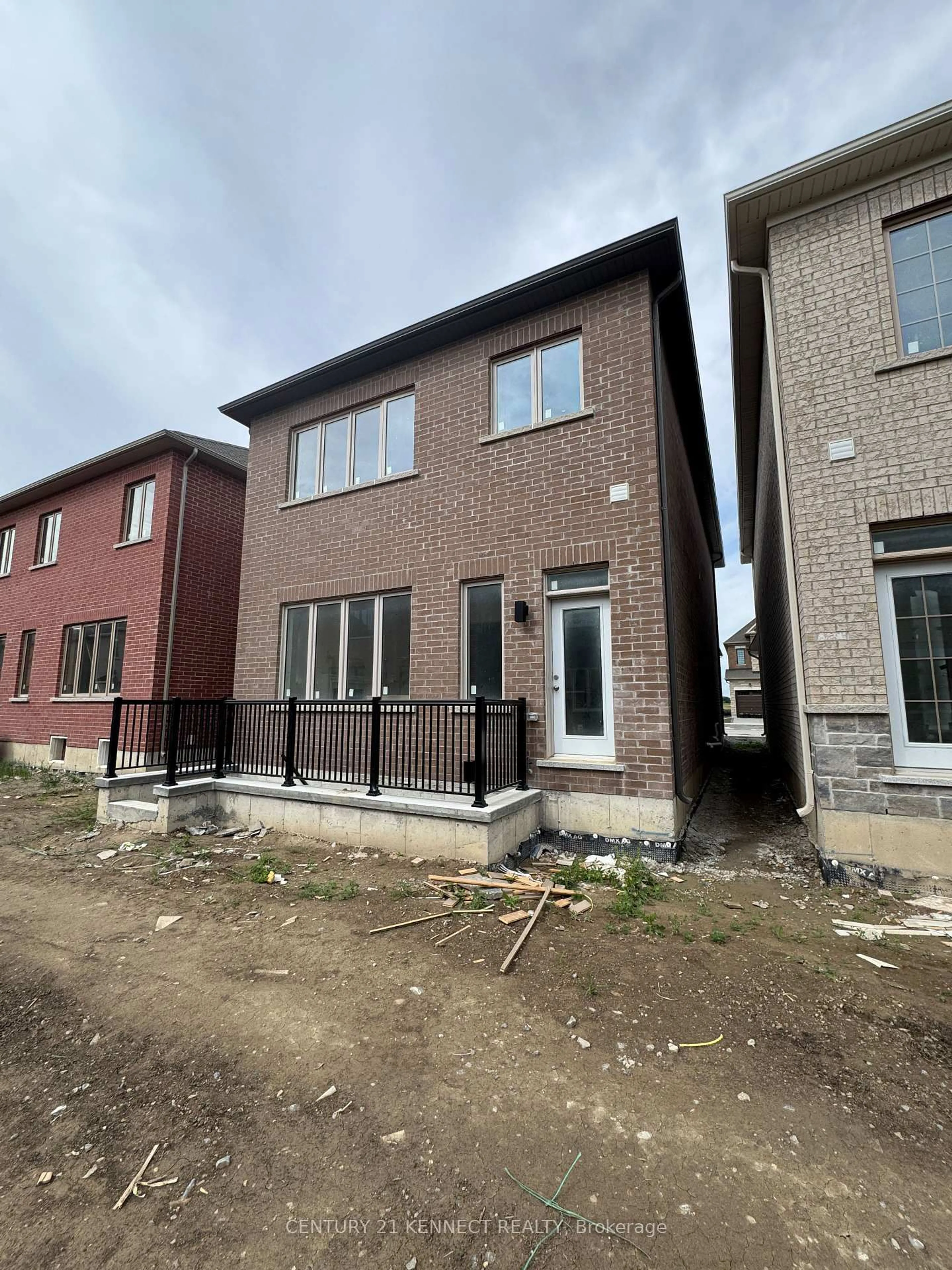 Home with brick exterior material, building for 197 Leslie Richards St, Markham Ontario L6C 3N3