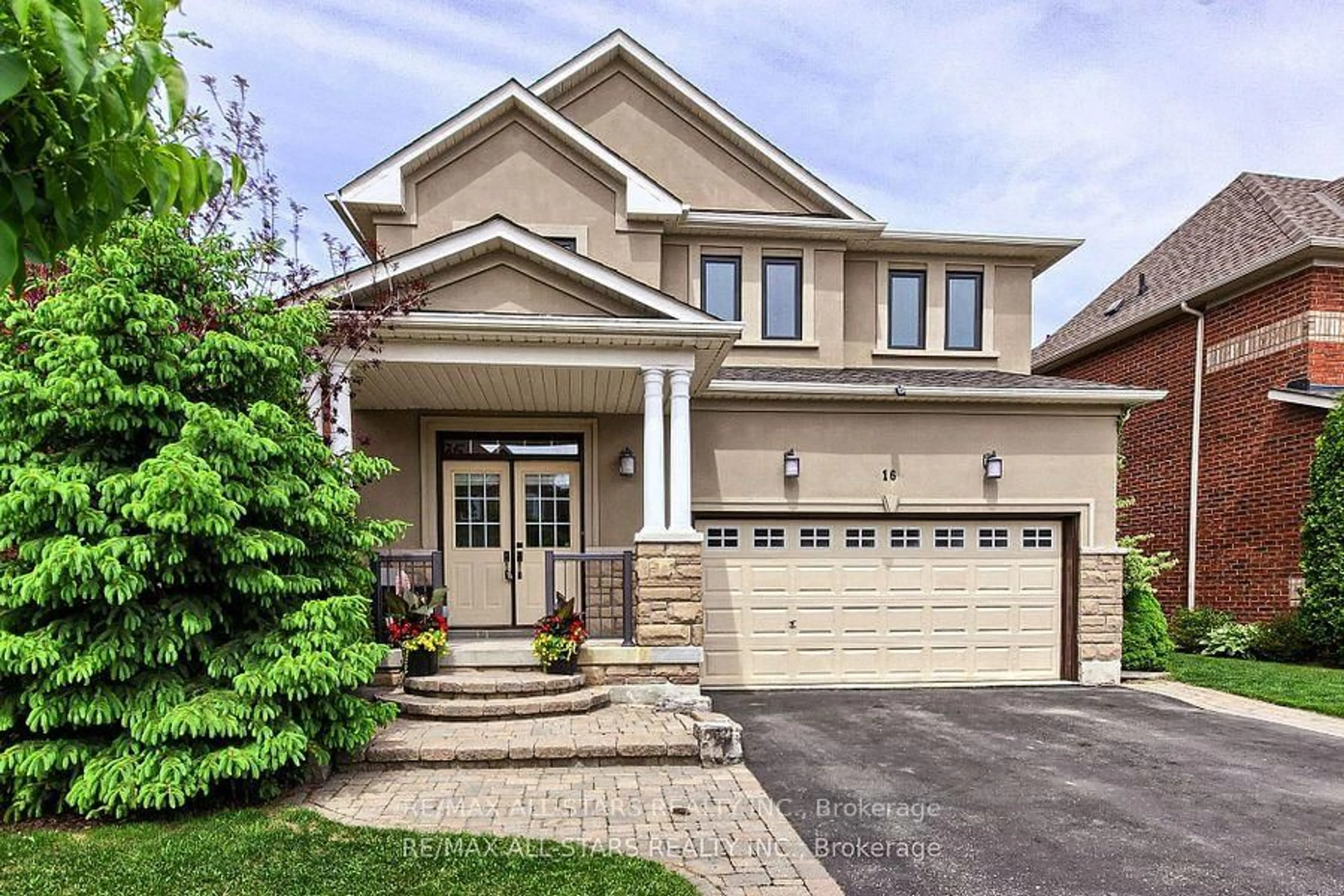 Home with brick exterior material, street for 16 James Ratcliff Ave, Whitchurch-Stouffville Ontario L4A 1P2