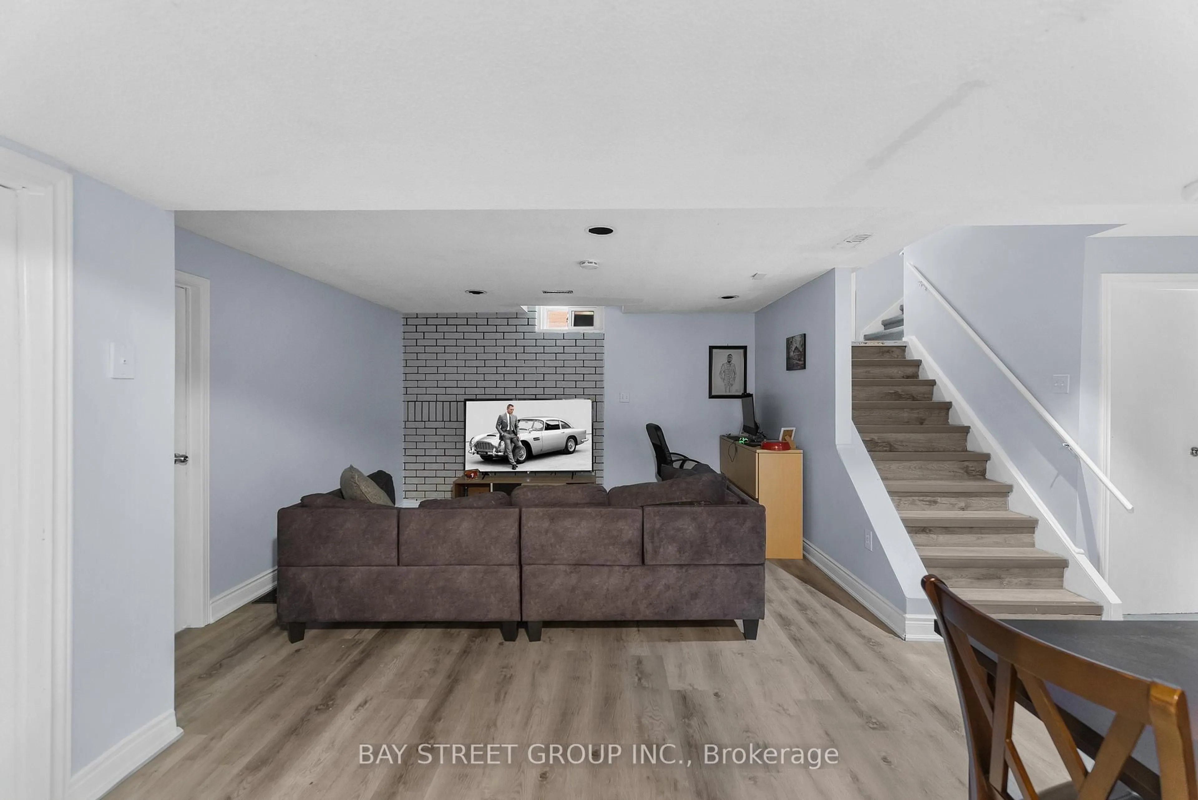 Living room with furniture, unknown for 34 Lamp Cres, Vaughan Ontario L4L 6J9