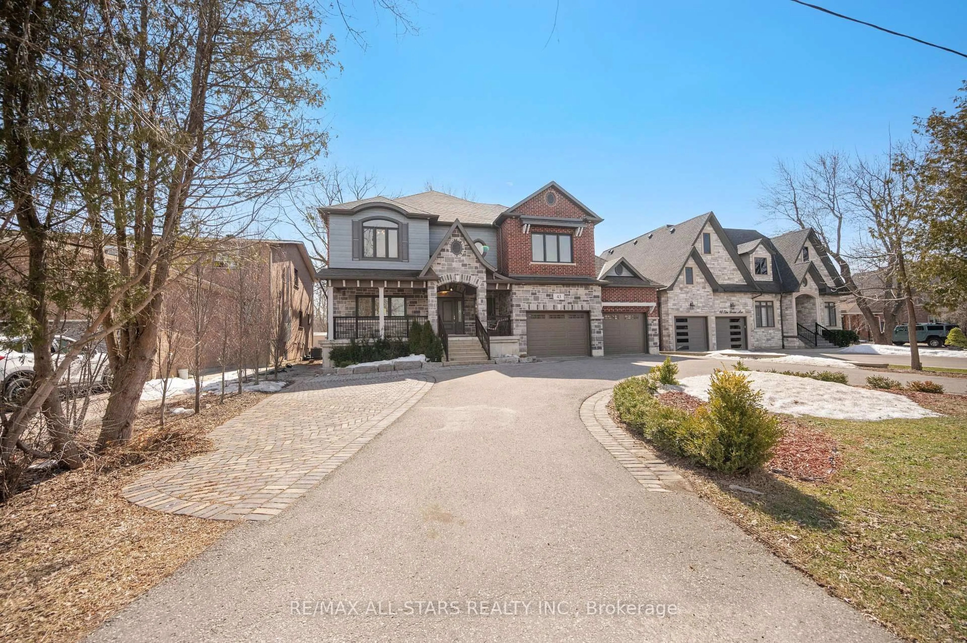 Home with brick exterior material, street for 43 Elm Grove Ave, Richmond Hill Ontario L4E 2V4