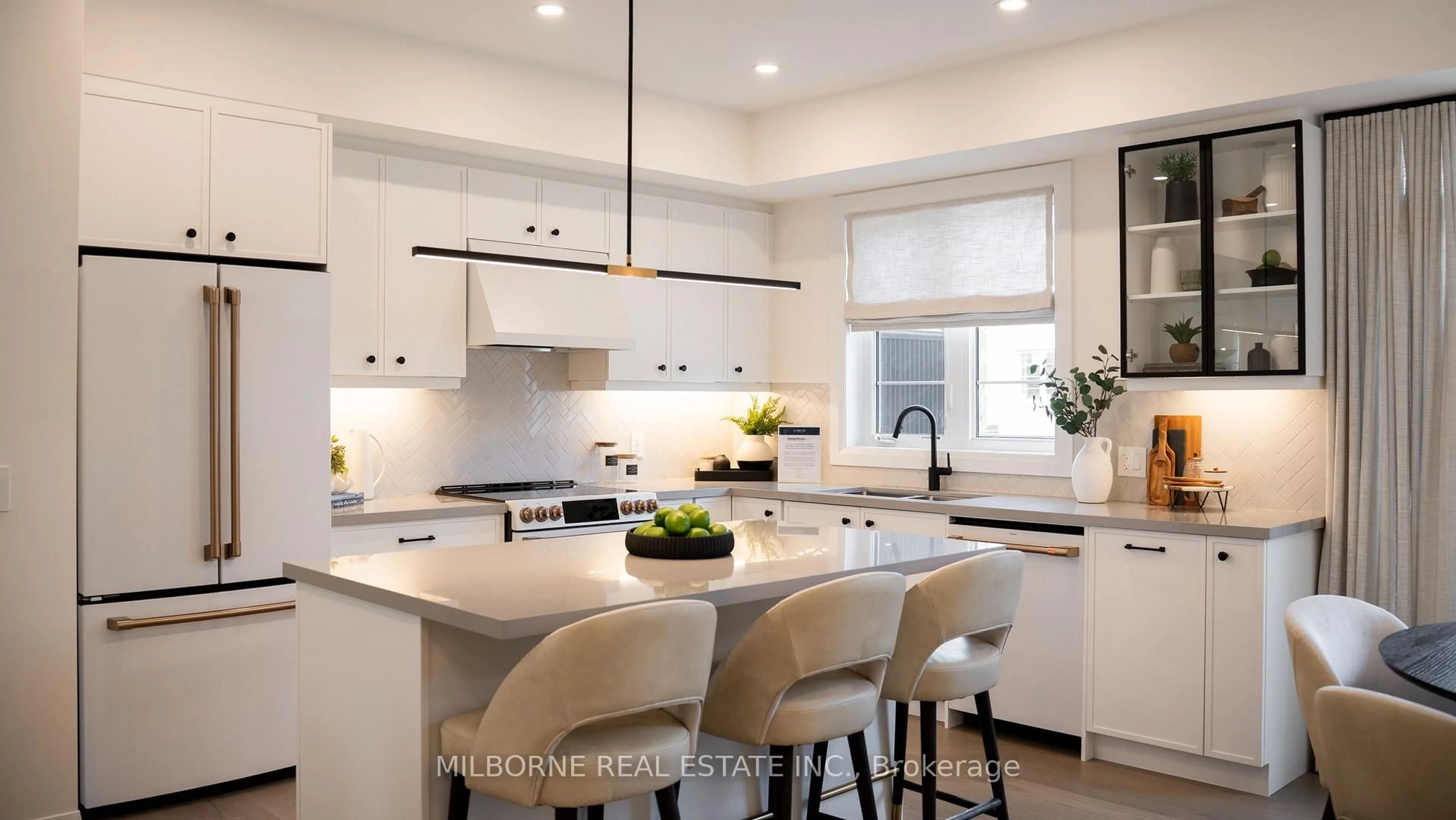 Open concept kitchen, ceramic/tile floor for 52 Fred Beaton Pl, King Ontario L7B 1G2