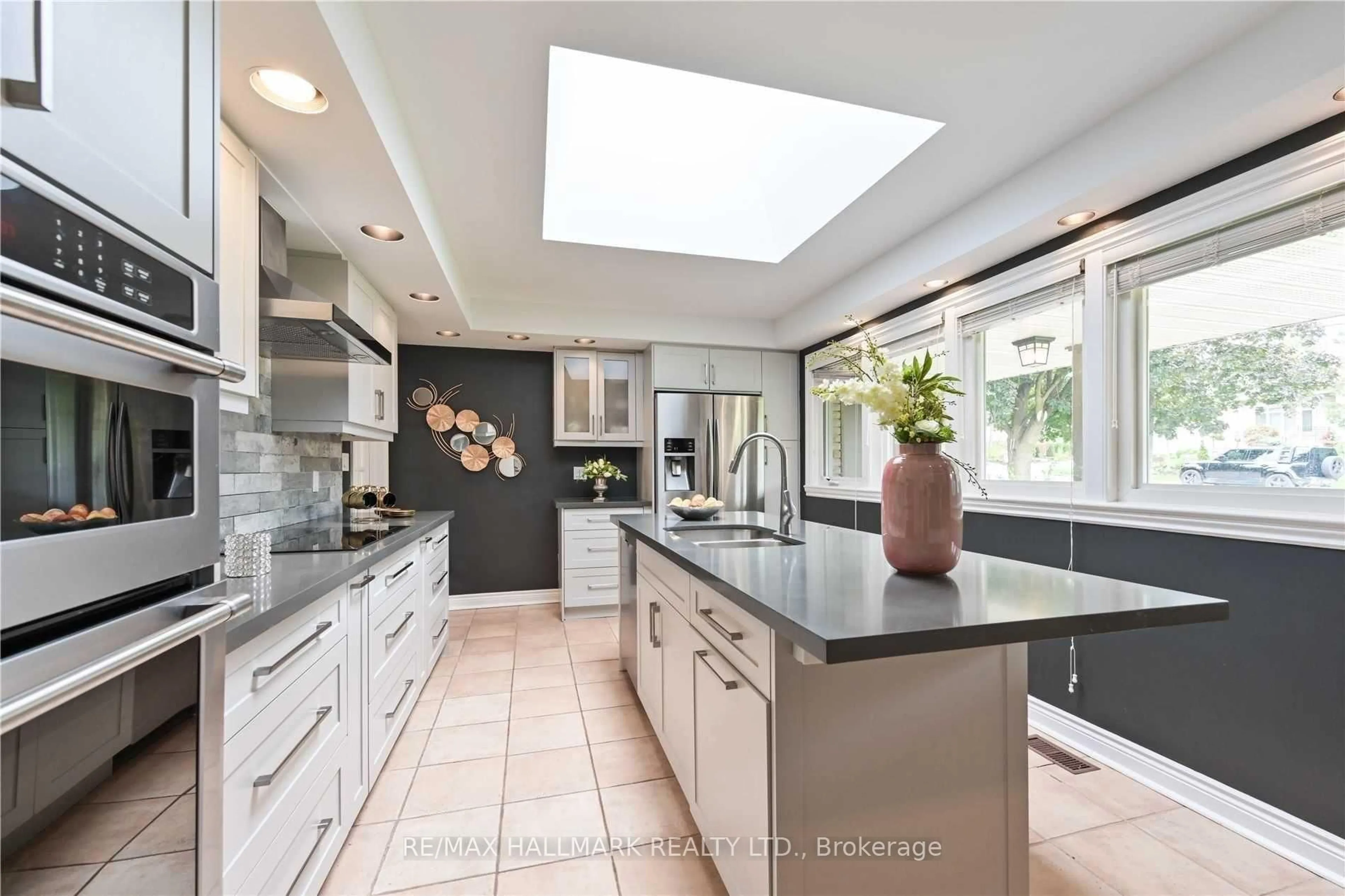 Contemporary kitchen, ceramic/tile floor for 16 Cavalier Cres, Vaughan Ontario L4J 1K5