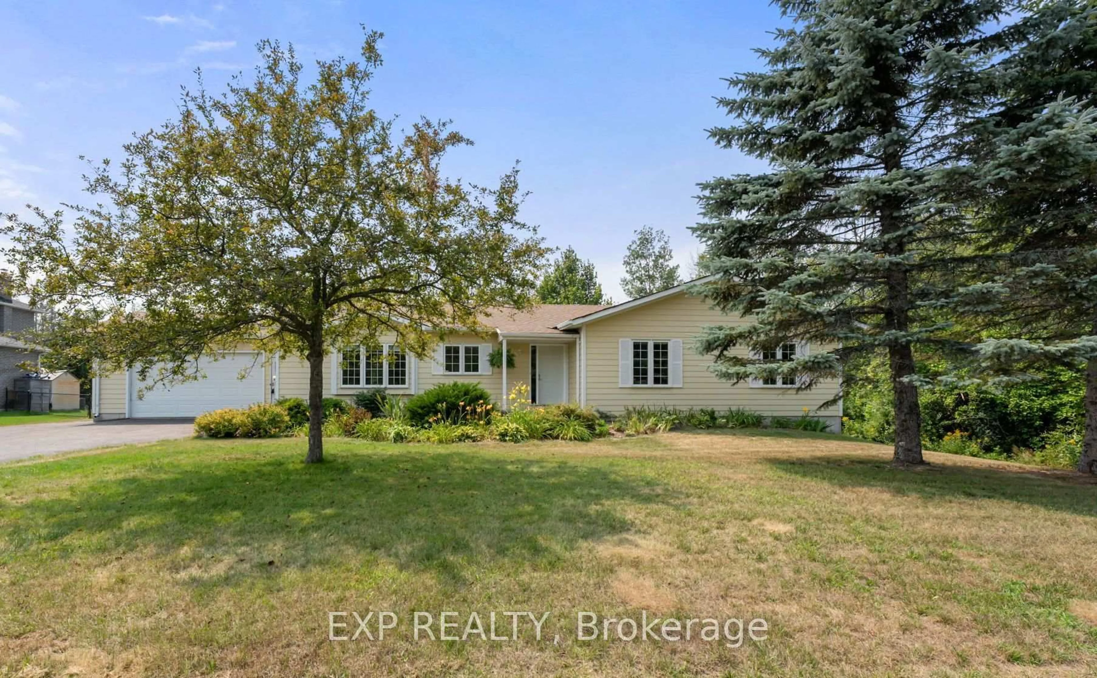 A pic from outside/outdoor area/front of a property/back of a property/a pic from drone, unknown for 26674 Park Rd, Georgina Ontario L0E 1R0