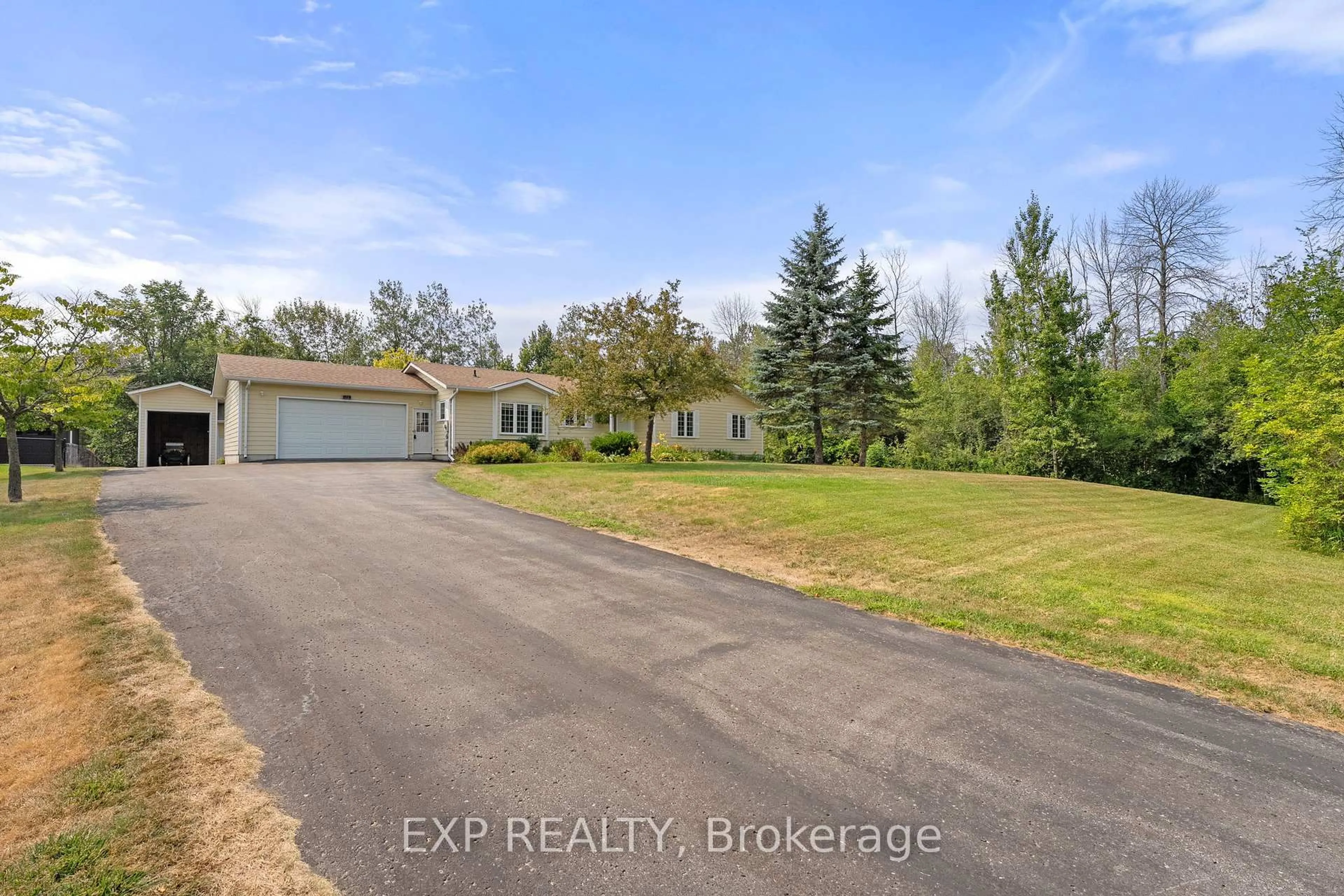 A pic from outside/outdoor area/front of a property/back of a property/a pic from drone, water/lake/river/ocean view for 26674 Park Rd, Georgina Ontario L0E 1R0