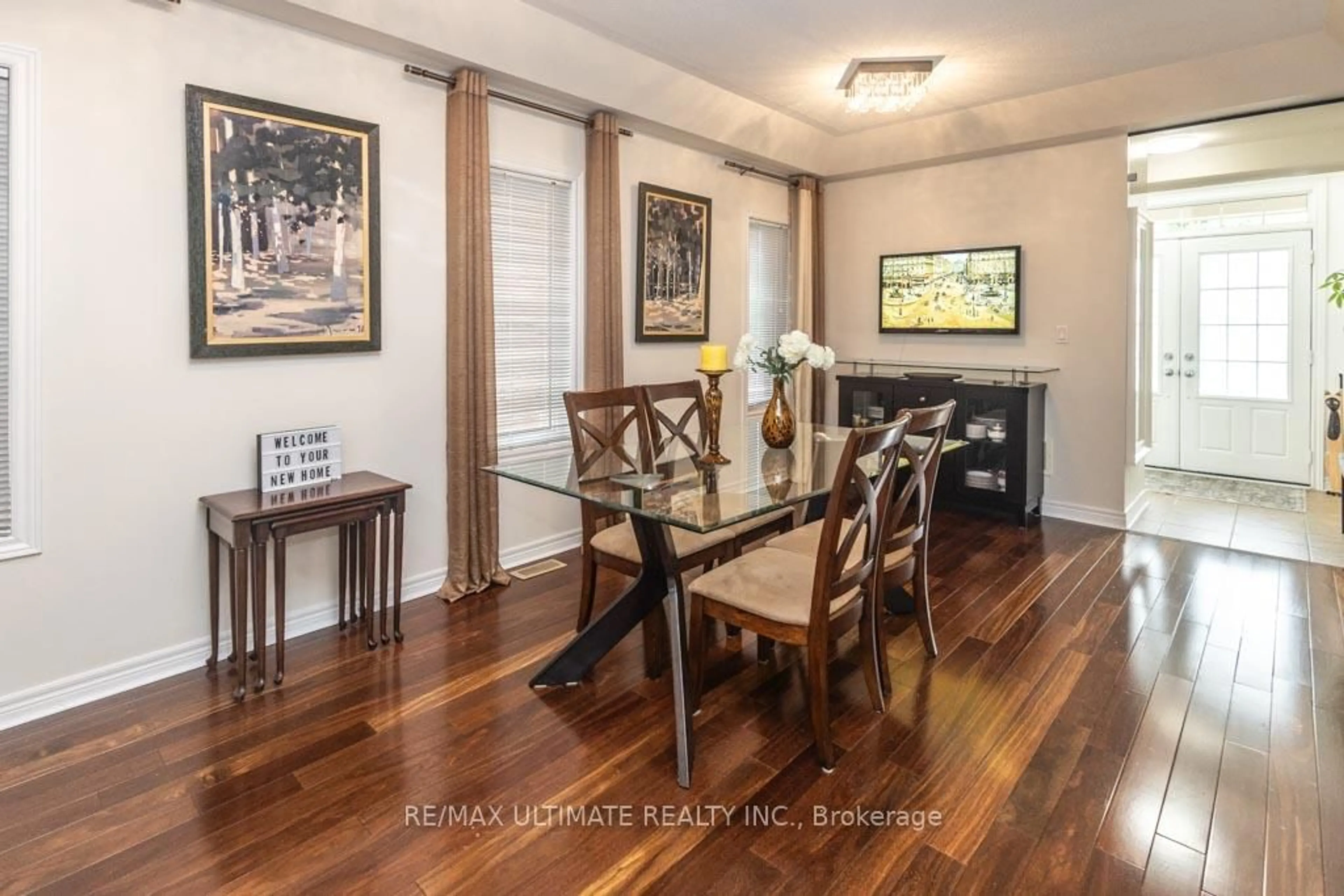Dining room, wood/laminate floor for 60 Haven Rd, Vaughan Ontario L6A 0W9