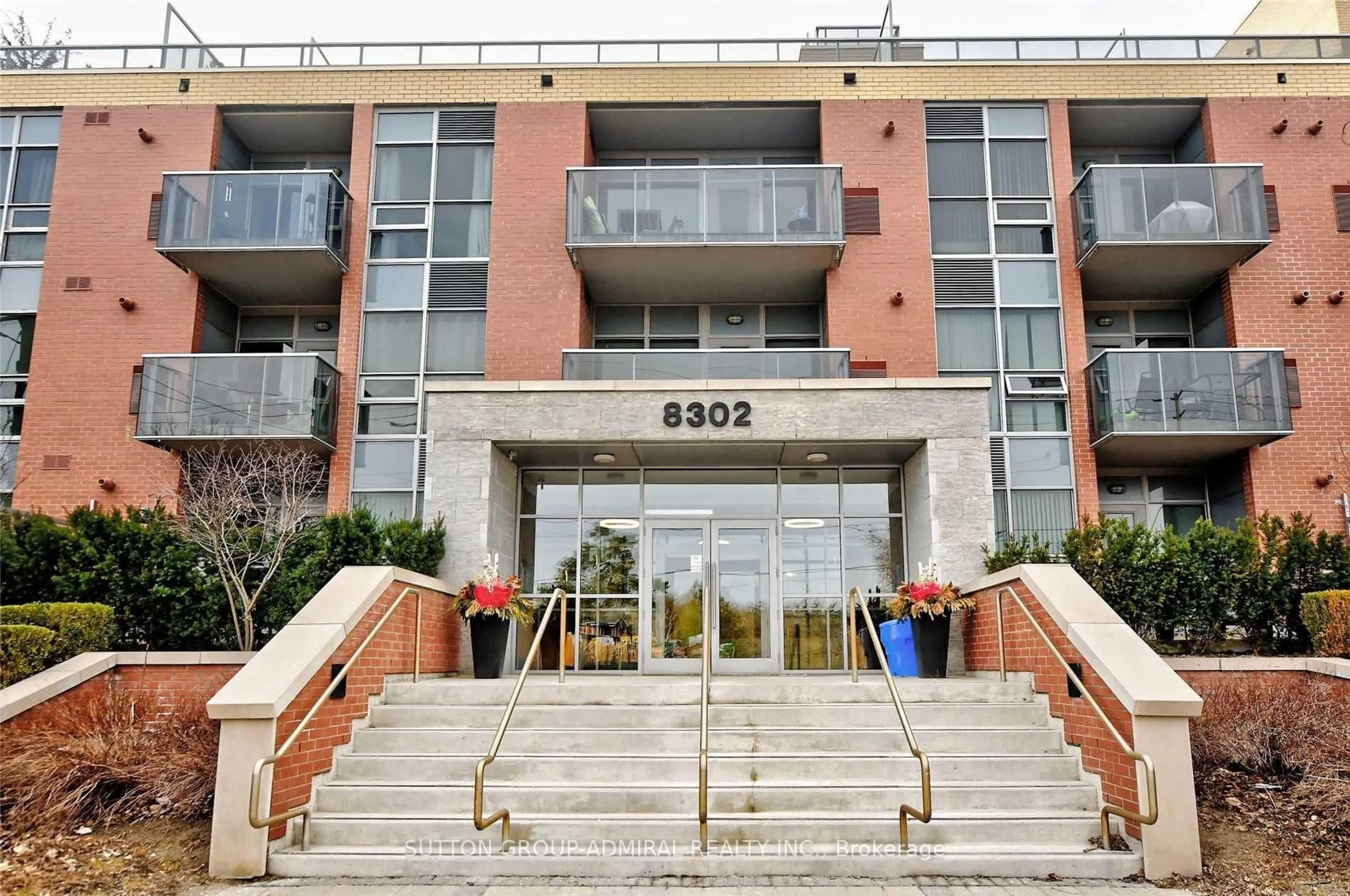 Indoor foyer for 8302 Islington Ave #405, Vaughan Ontario L4L 0E6
