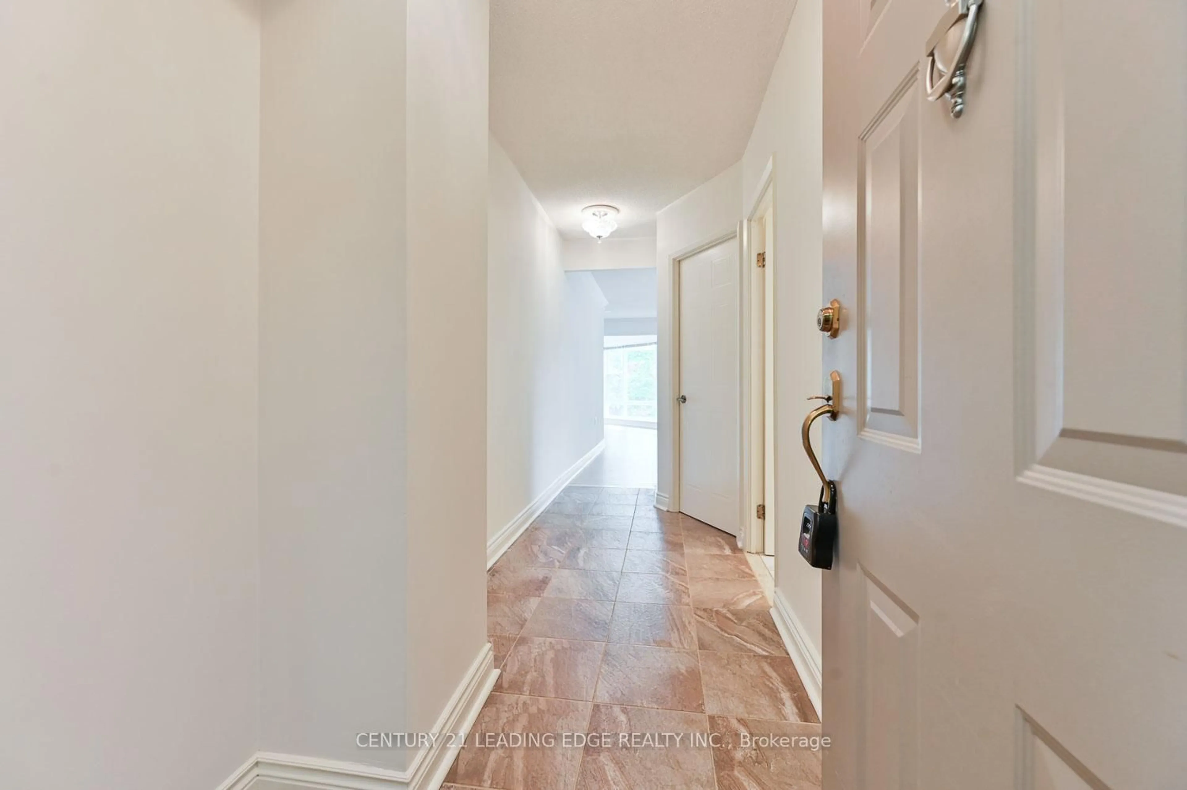 Indoor entryway for 100 Anna Russell Way #201, Markham Ontario L3R 6C7