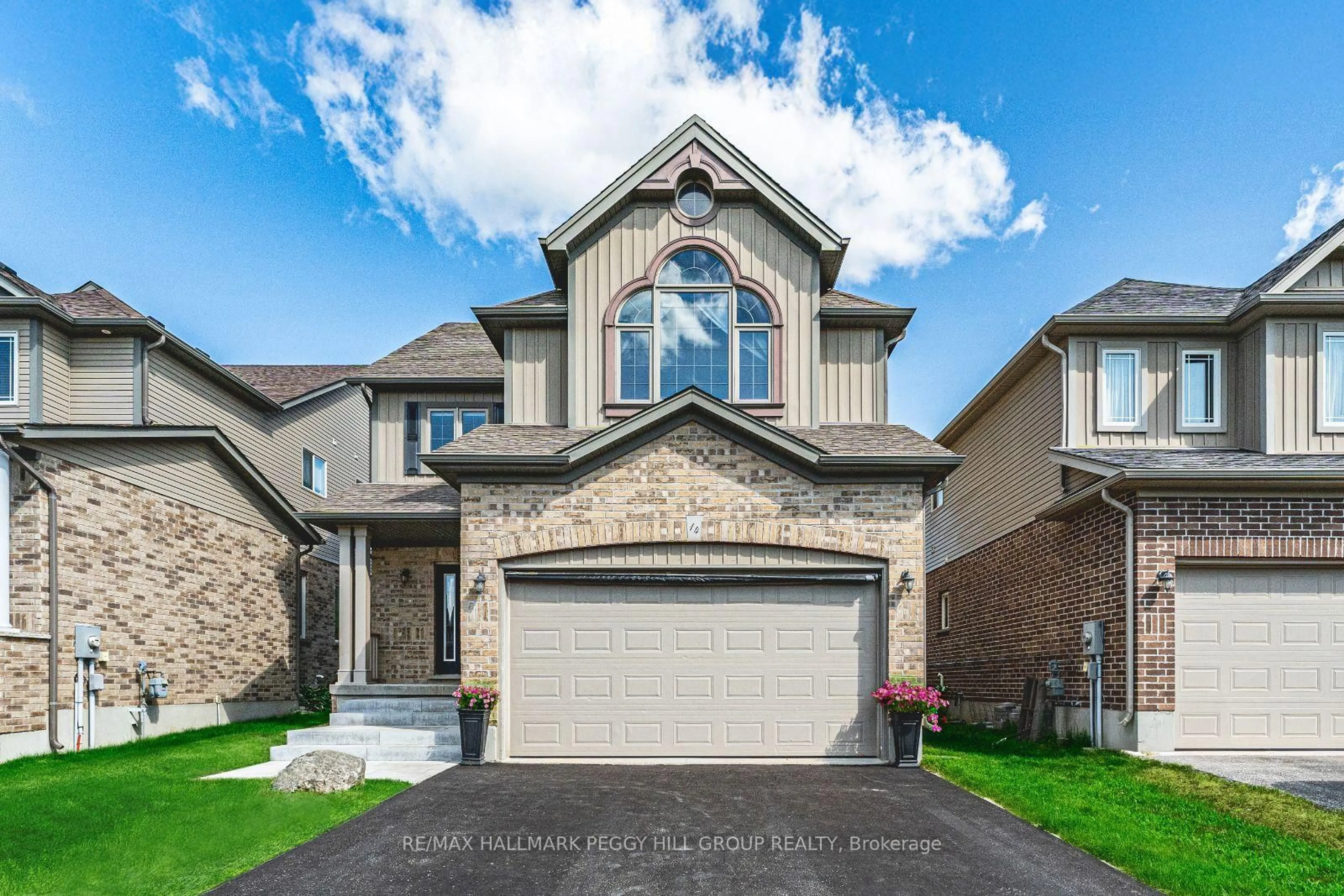 Home with brick exterior material, street for 14 Arnold Cres, Essa Ontario L3W 0P9