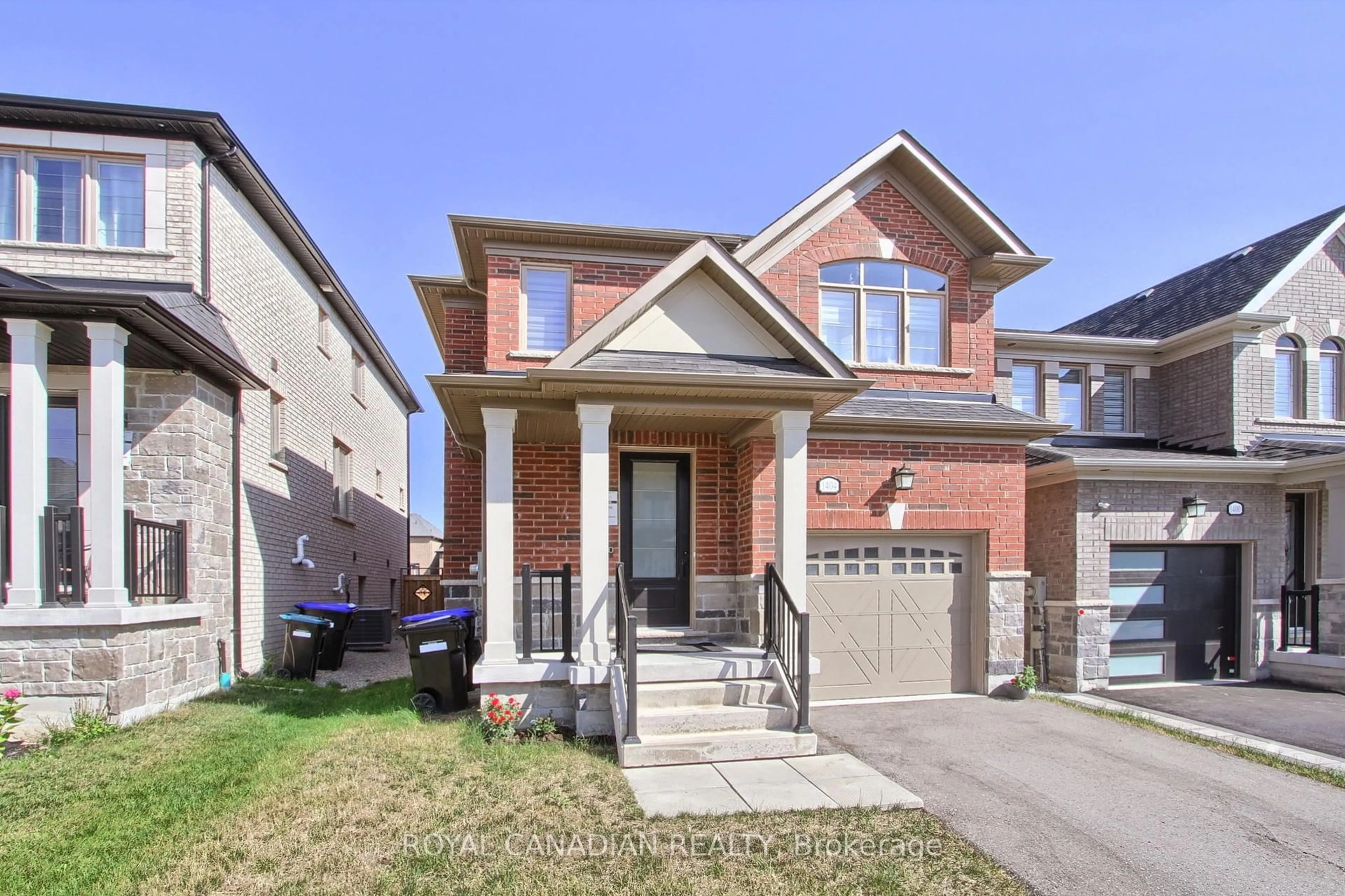 Home with brick exterior material, street for 1404 Blackmore St, Innisfil Ontario L9S 0P2
