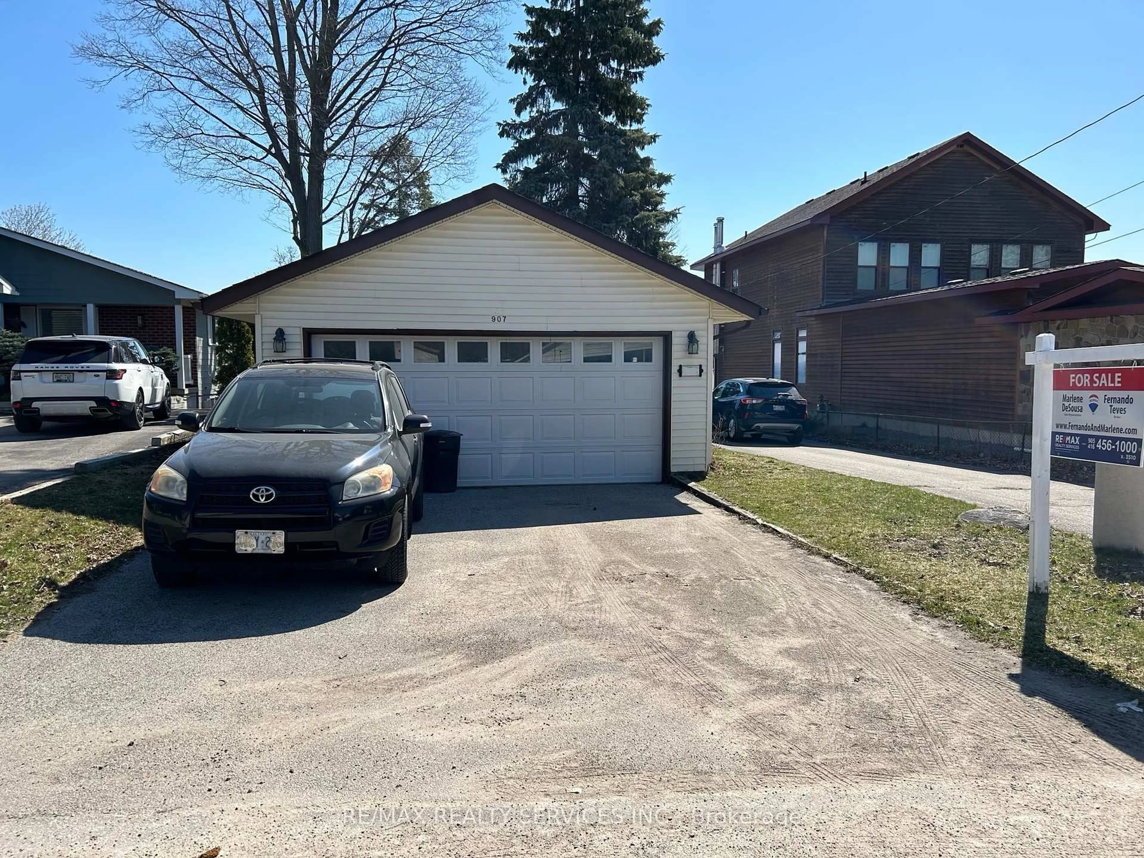Unknown for 907 Adams Rd, Innisfil Ontario L9S 4C9