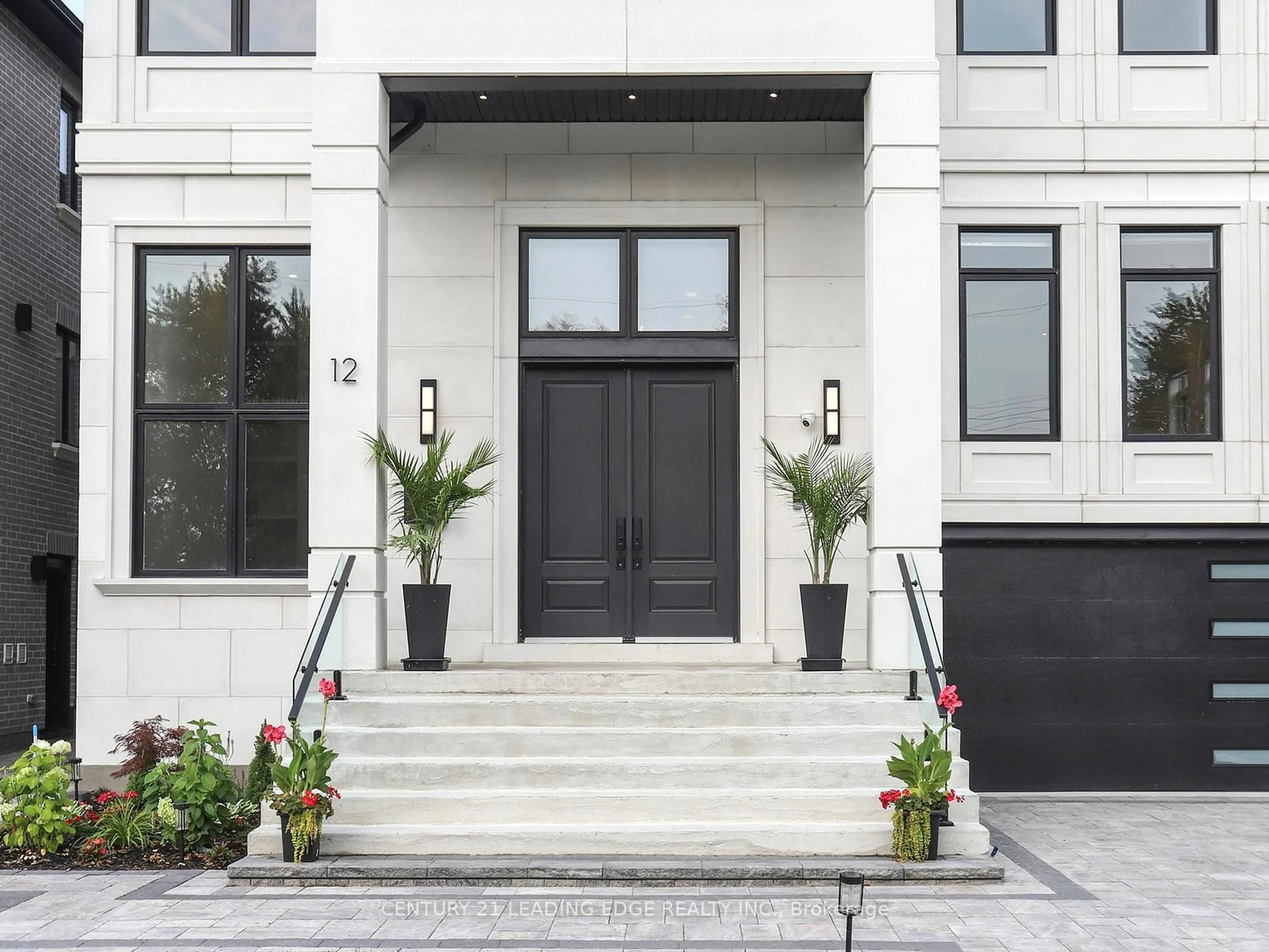 Indoor entryway for 12 Canal St, Georgina Ontario L4P 1K5