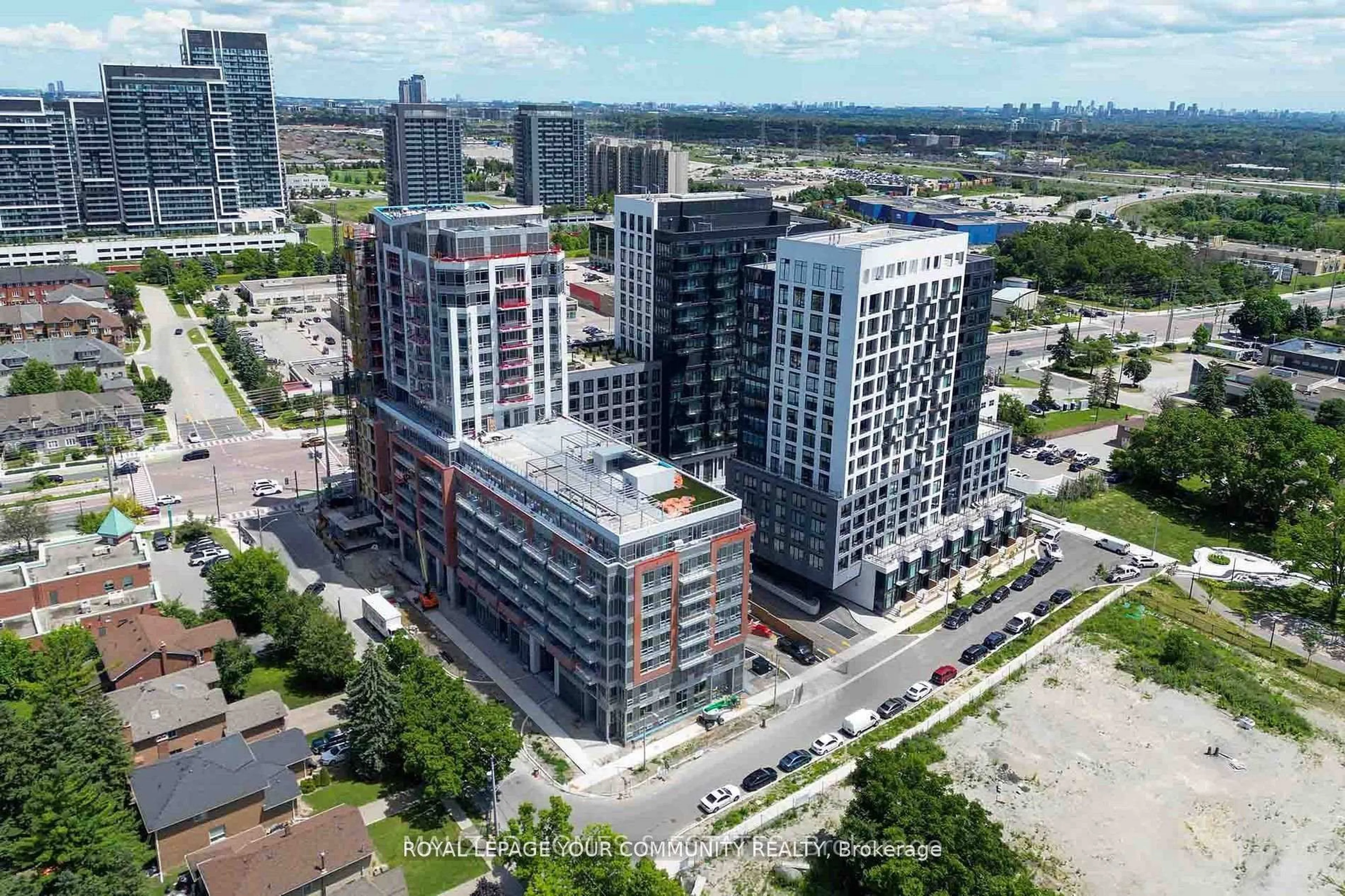 A pic from outside/outdoor area/front of a property/back of a property/a pic from drone, city buildings view from balcony for 8868 Yonge St #225, Richmond Hill Ontario L4C 1Z8