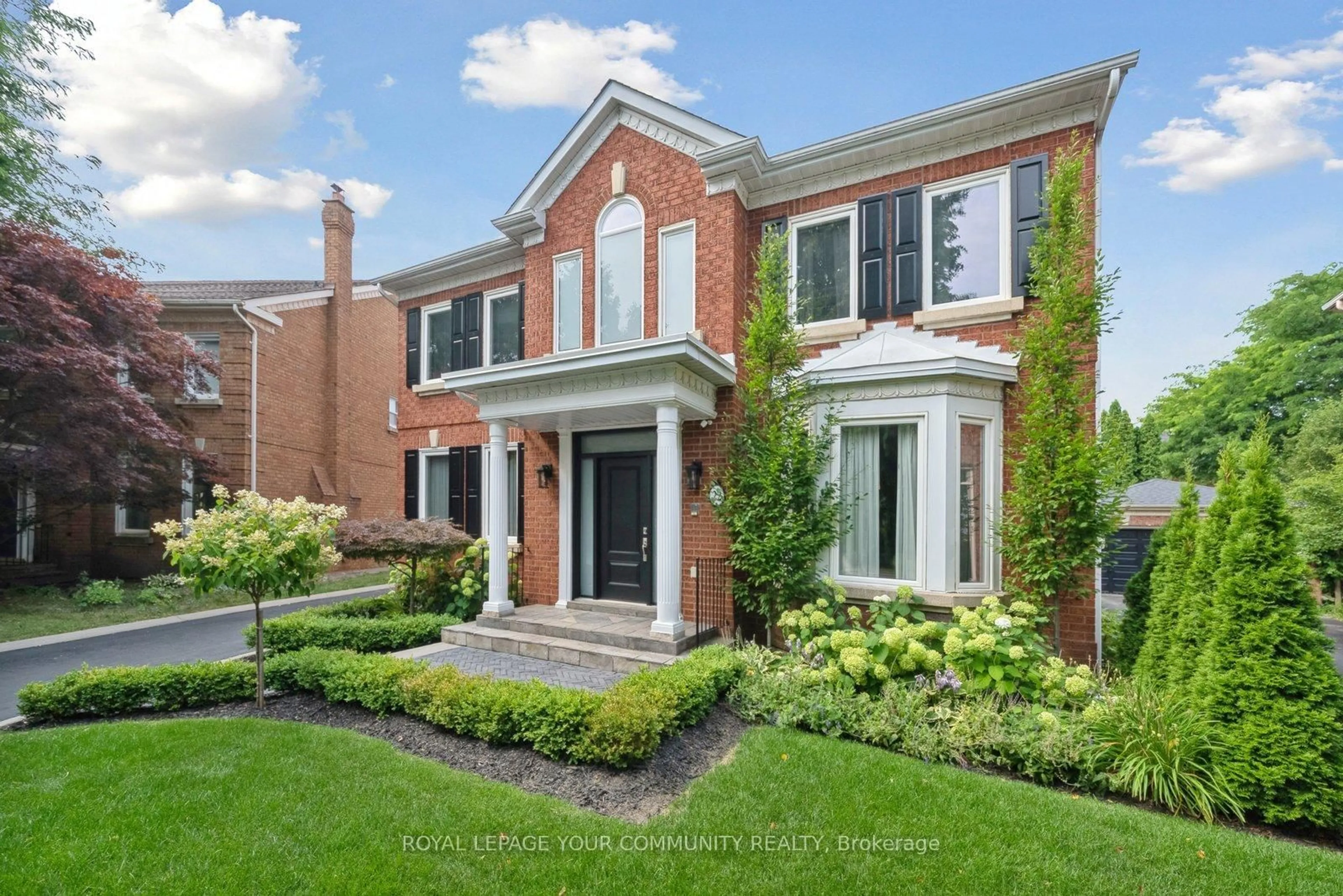 Home with brick exterior material, street for 22 Theobalds Circ, Richmond Hill Ontario L4C 9C7