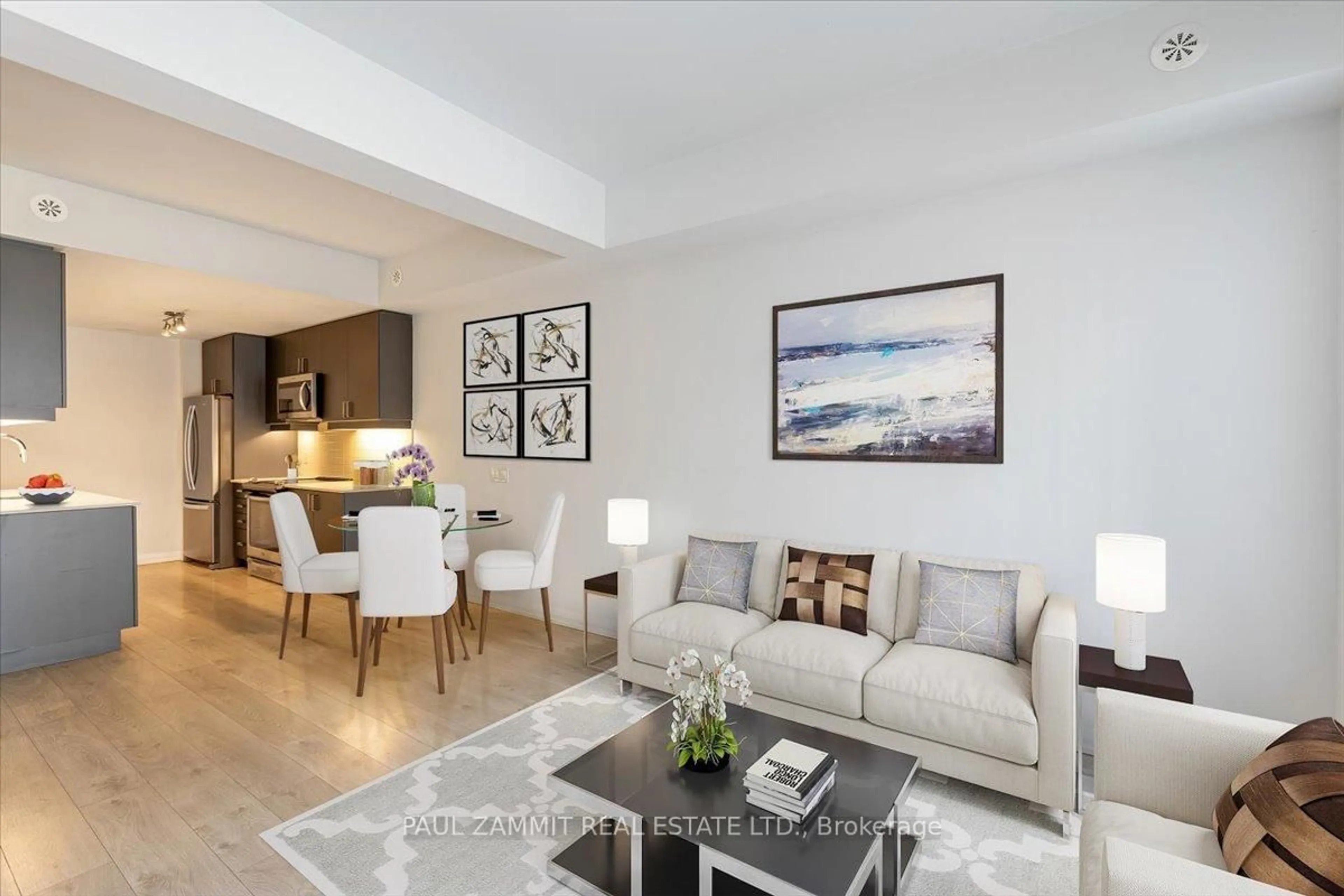 Living room with furniture, unknown for 1020 Portage Pkwy #Th42, Vaughan Ontario L4K 0K3